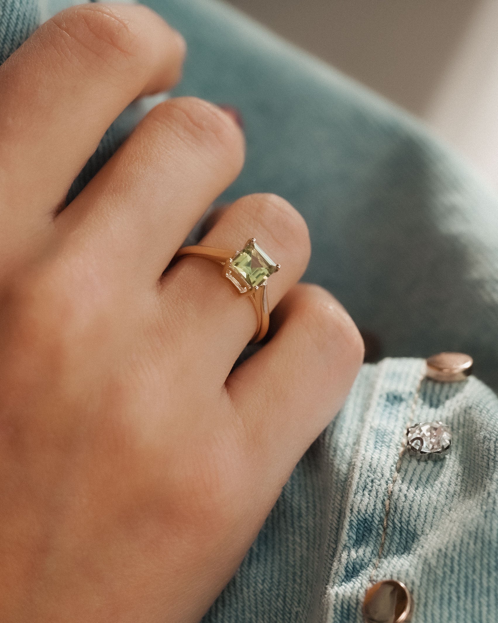 Amandine | Vintage Peridoot Solitaire Ring
