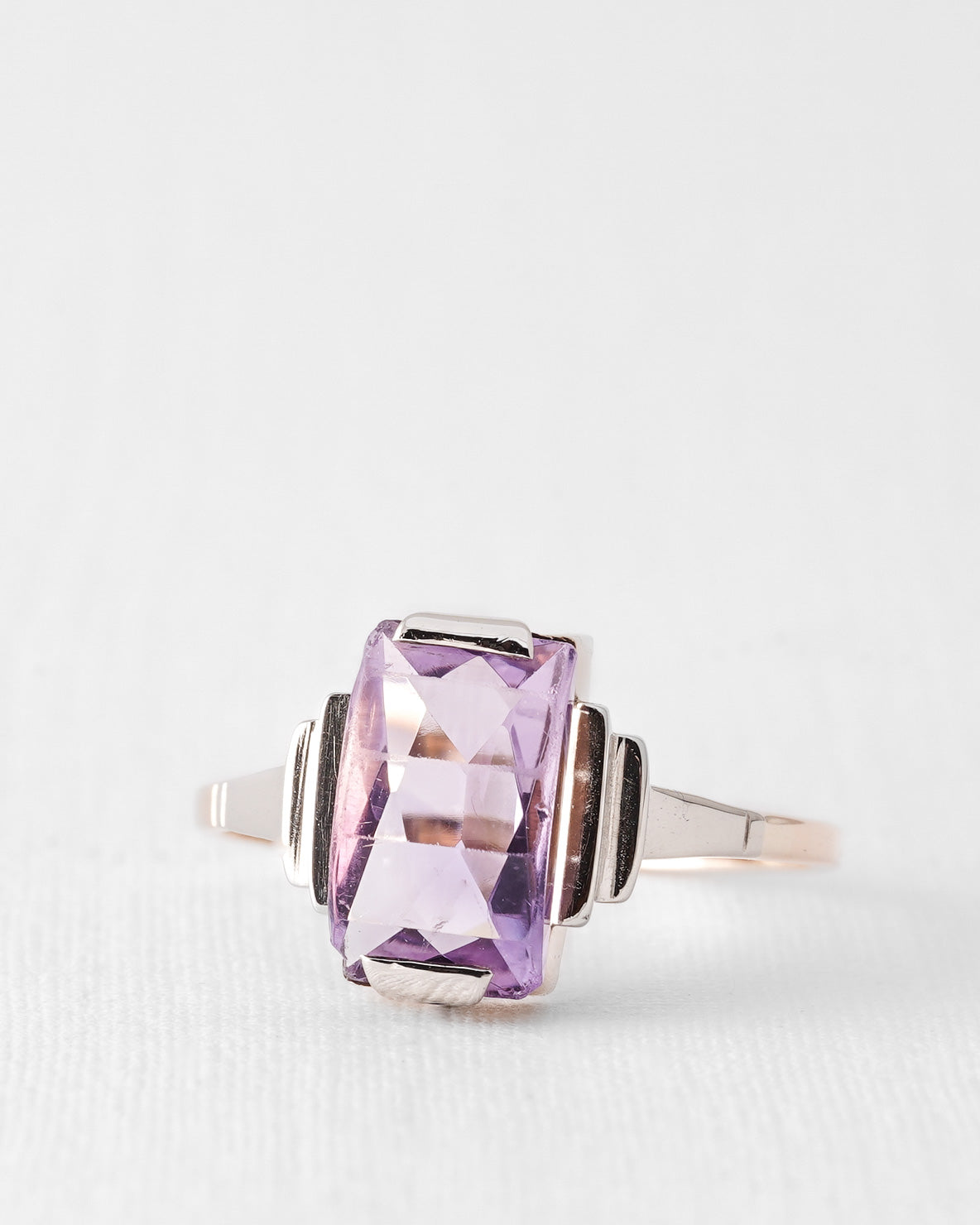 Serenya | Vintage Amethyst Solitaire Ring