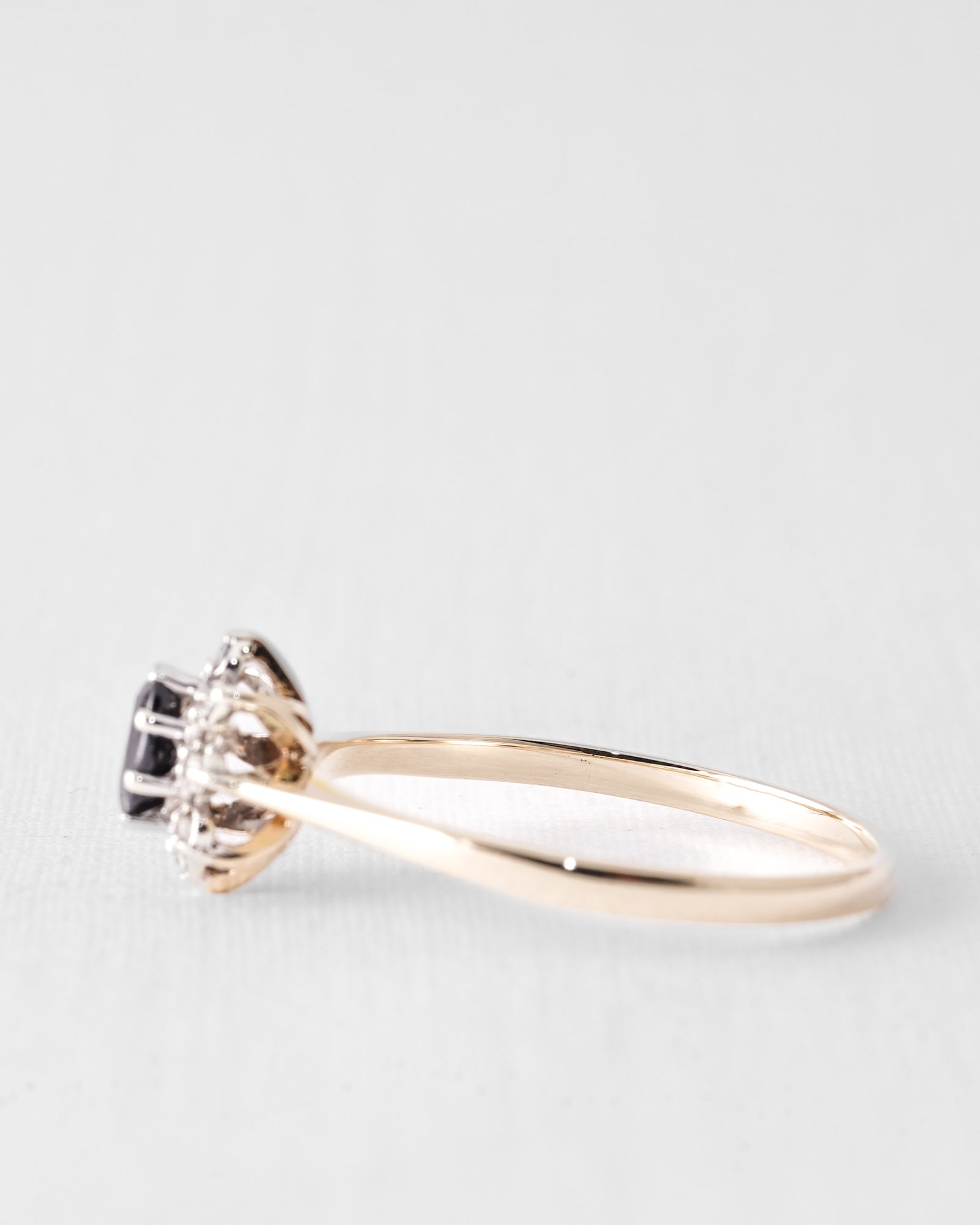 Saphyra | Vintage Saffier & Diamant Cluster Ring