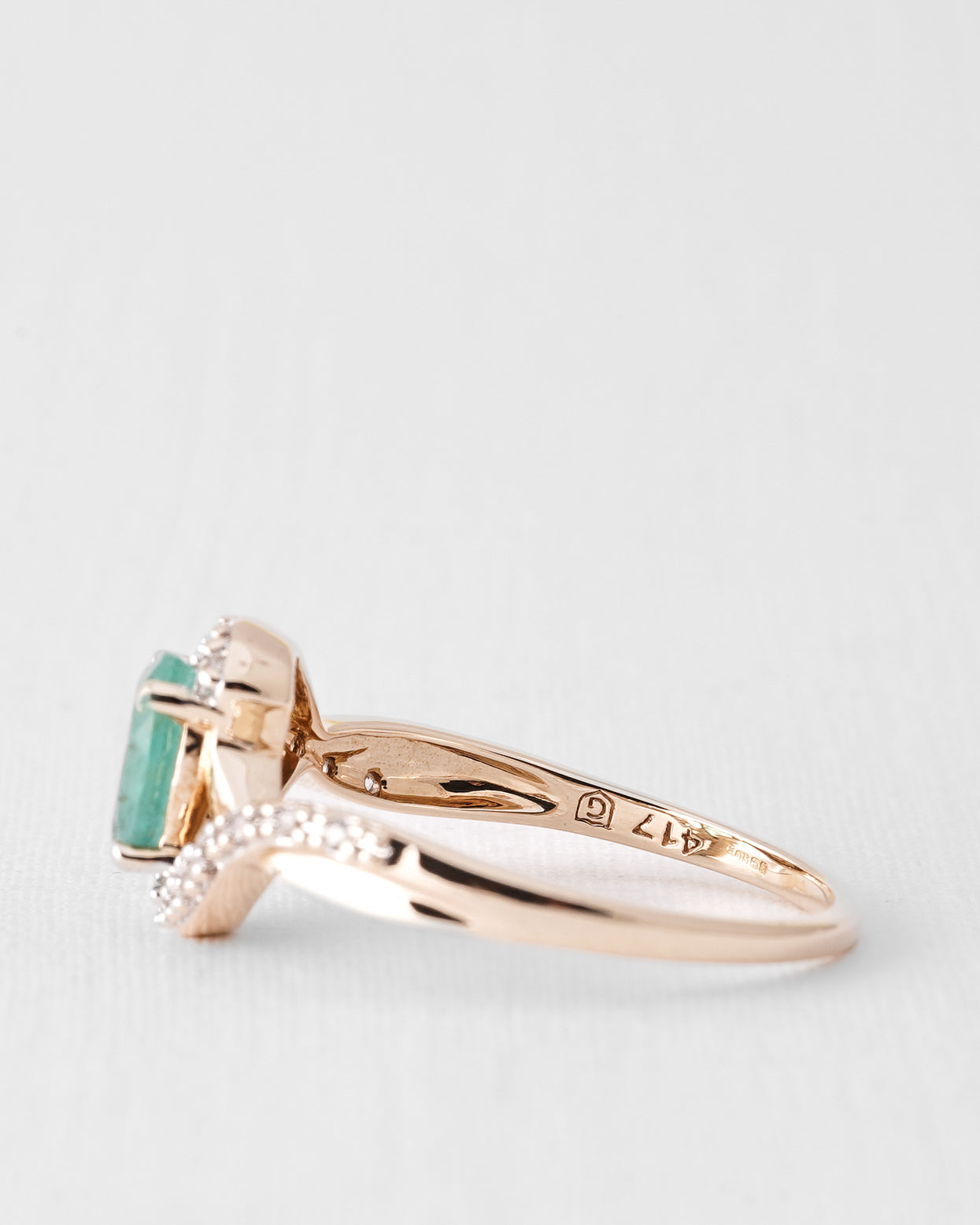 Evelune | Vintage Emerald & White Sapphire Solitaire Ring
