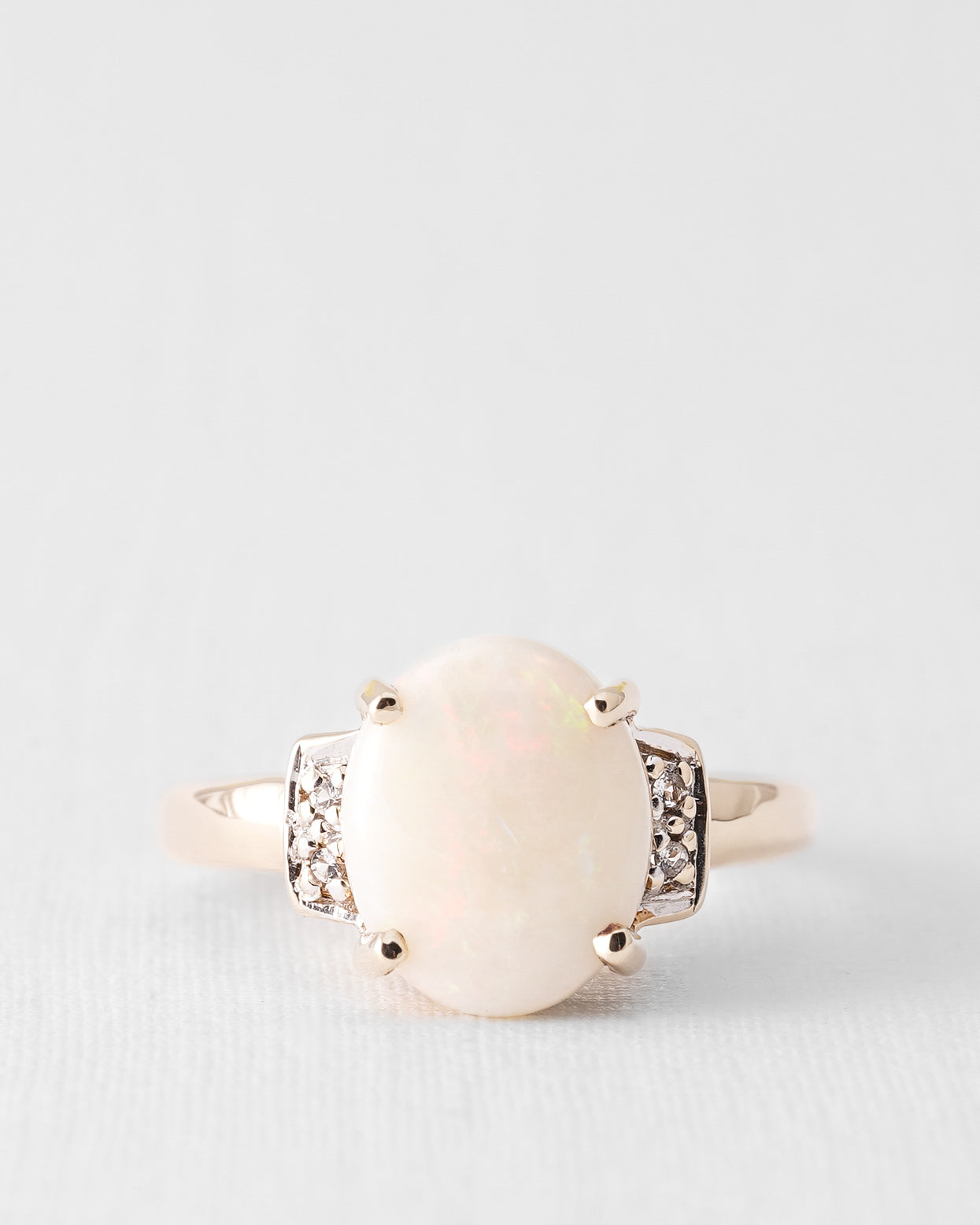 Lioren | Vintage Opal and Diamond Ring