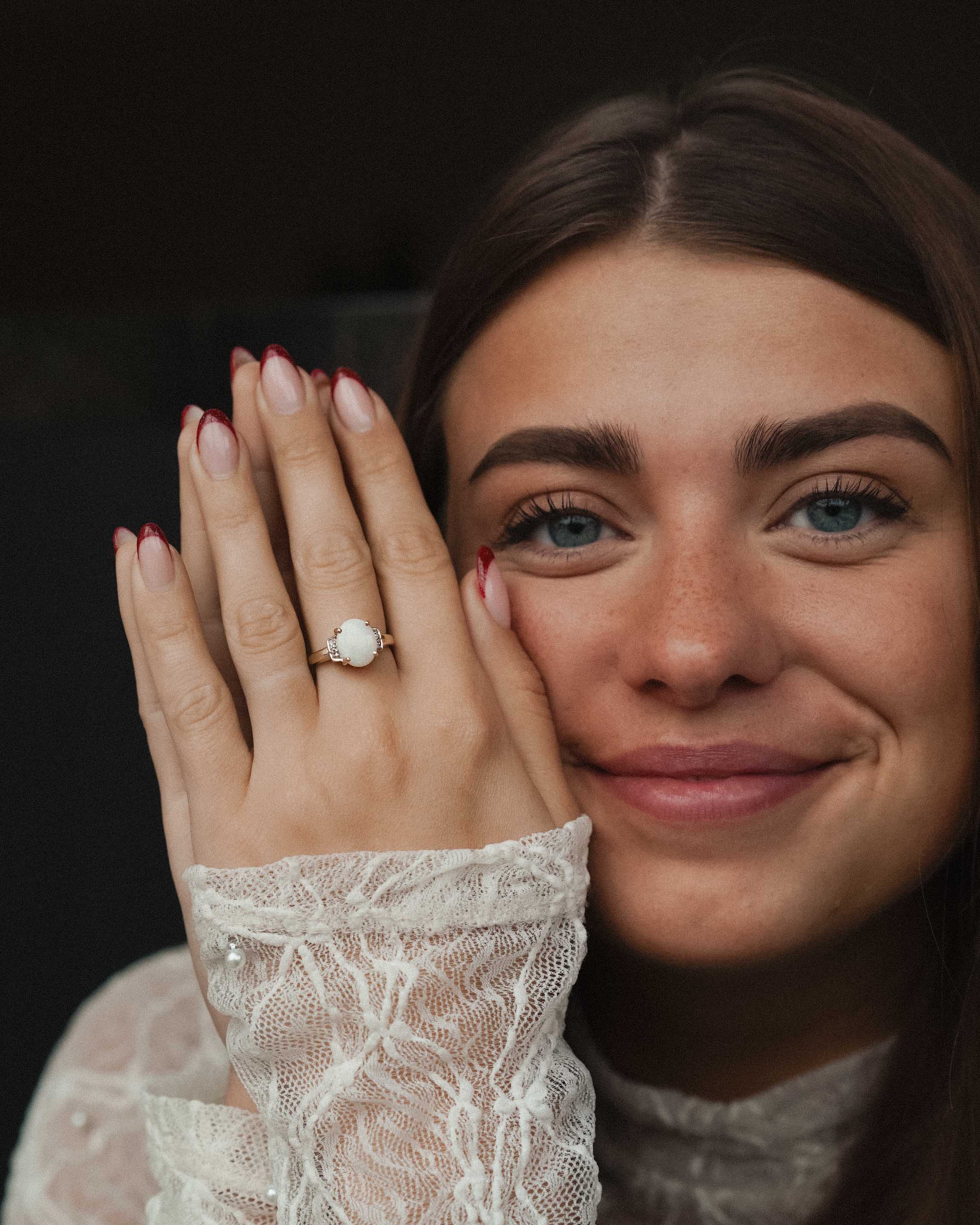 Lioren | Vintage Opal and Diamond Ring