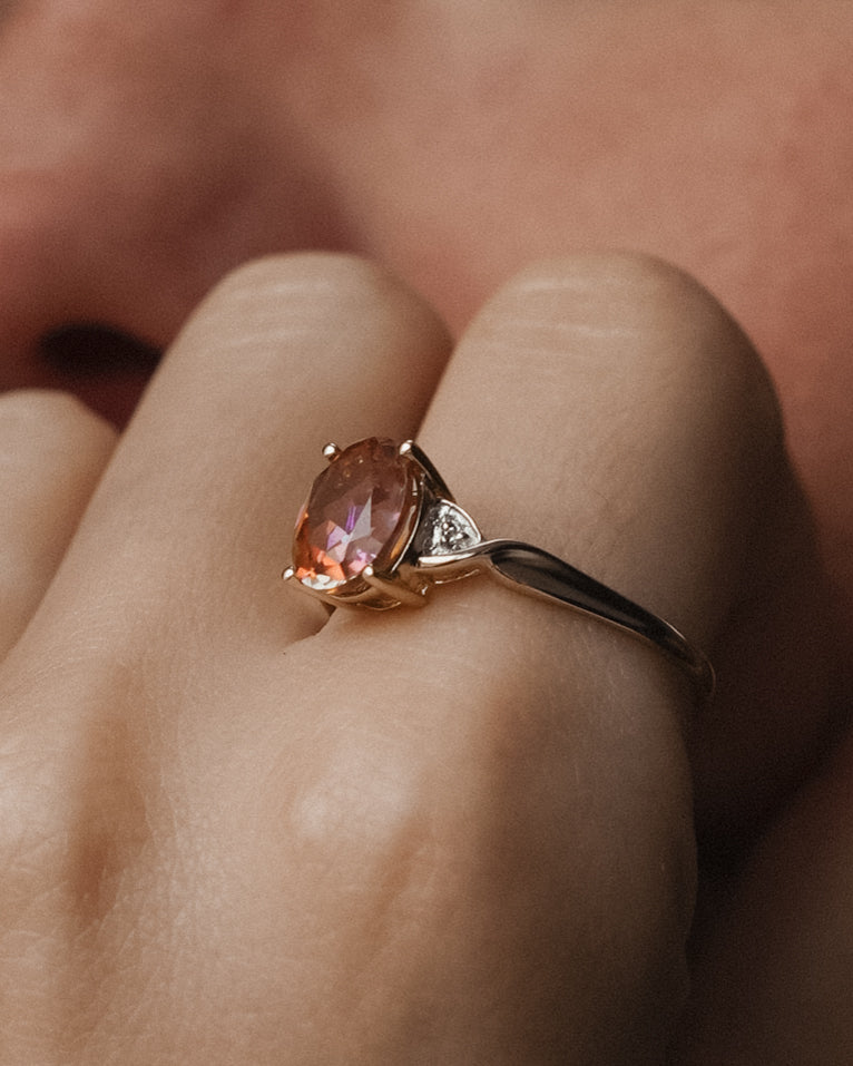 Fyrenza | Vintage Vuur Topaas Solitaire & Diamant Details Ring