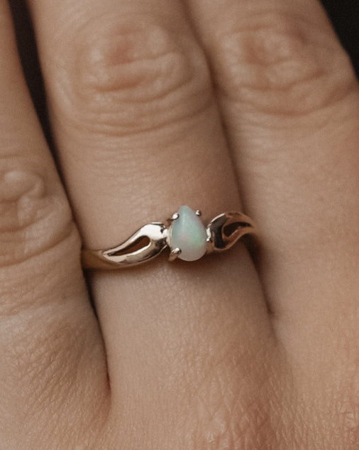 Lois | Vintage Opaal Solitaire Ring