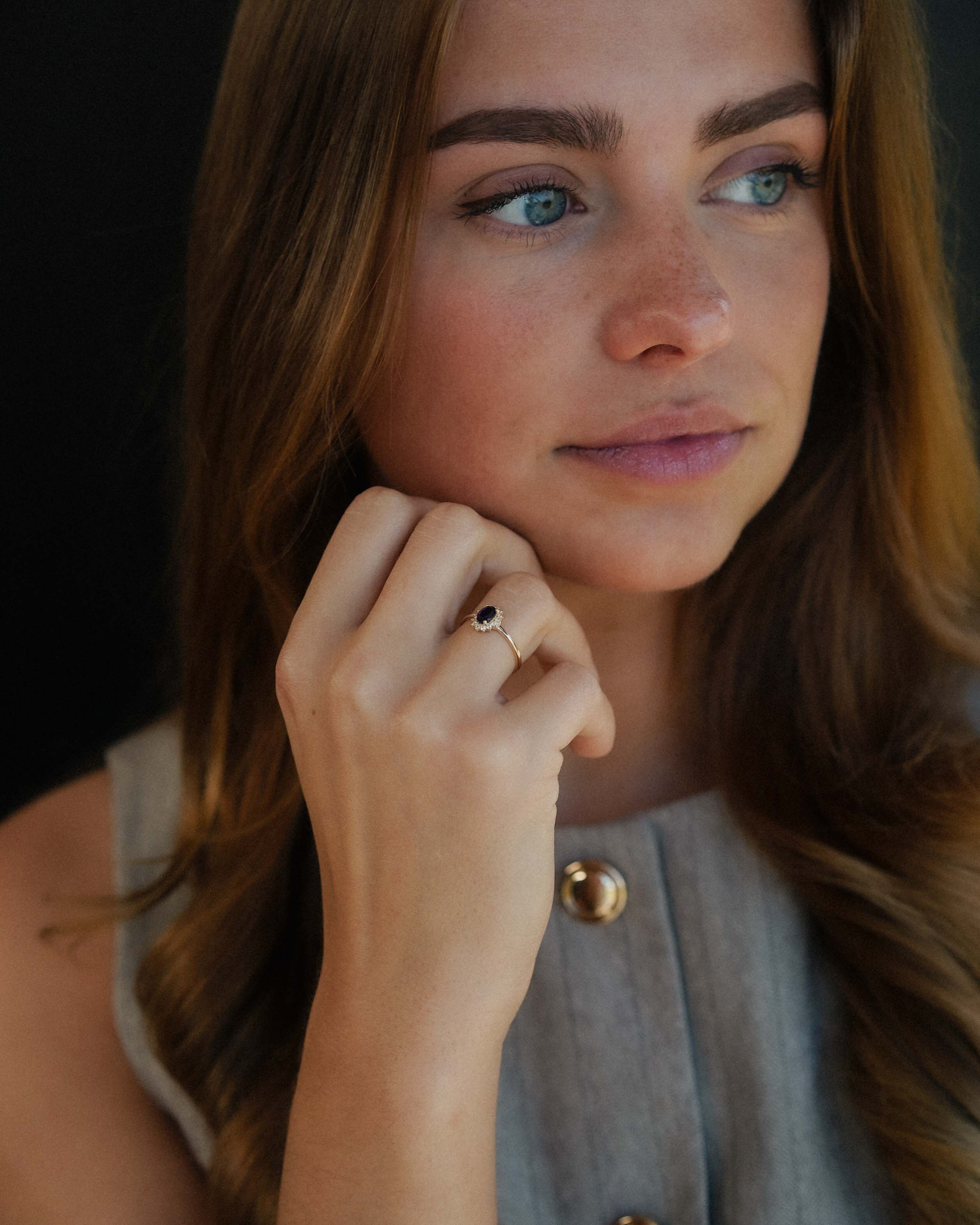 Livia | Saffier & Diamant Cluster Ring