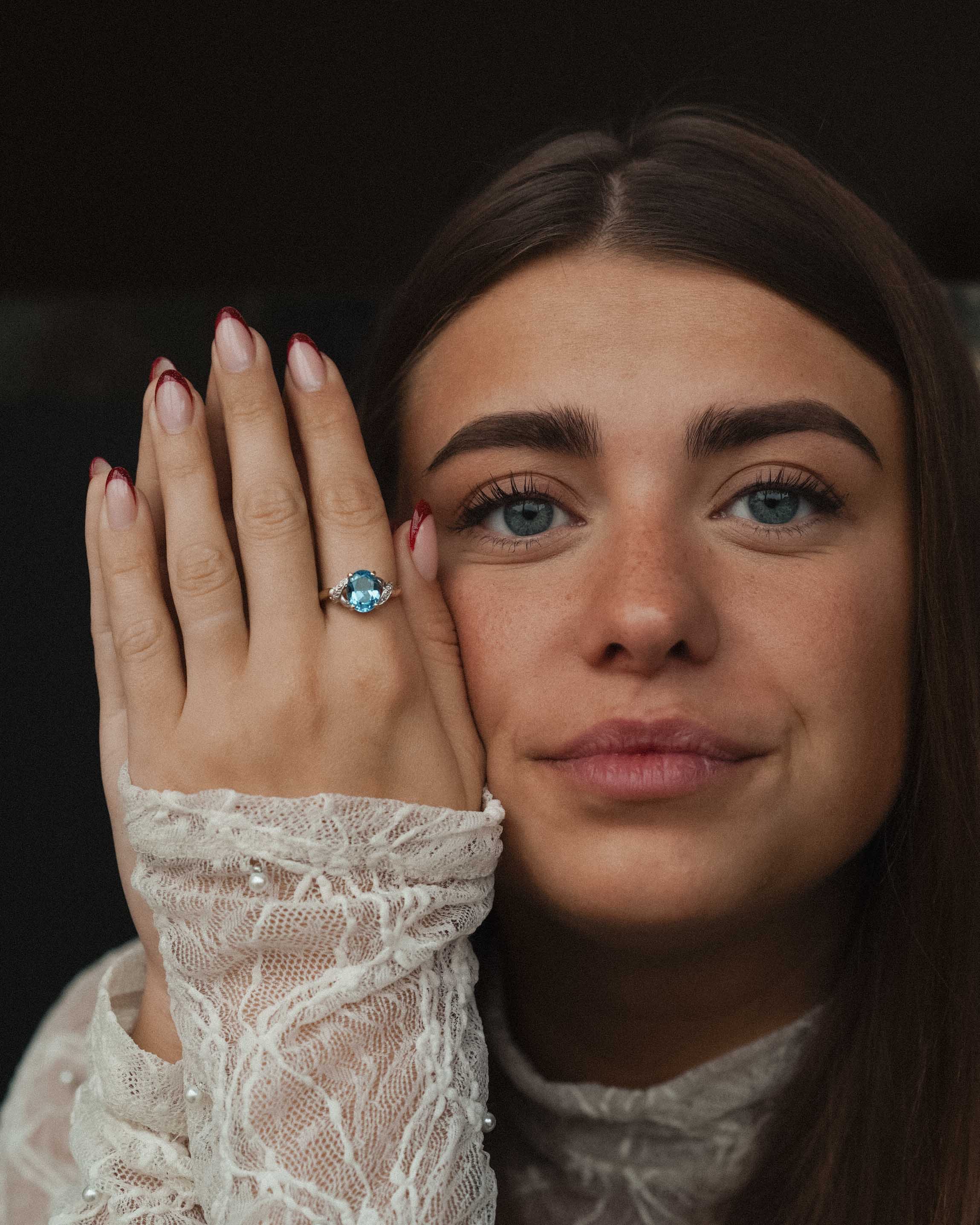 Aiora | Vintage Blue Topaz Solitaire Ring