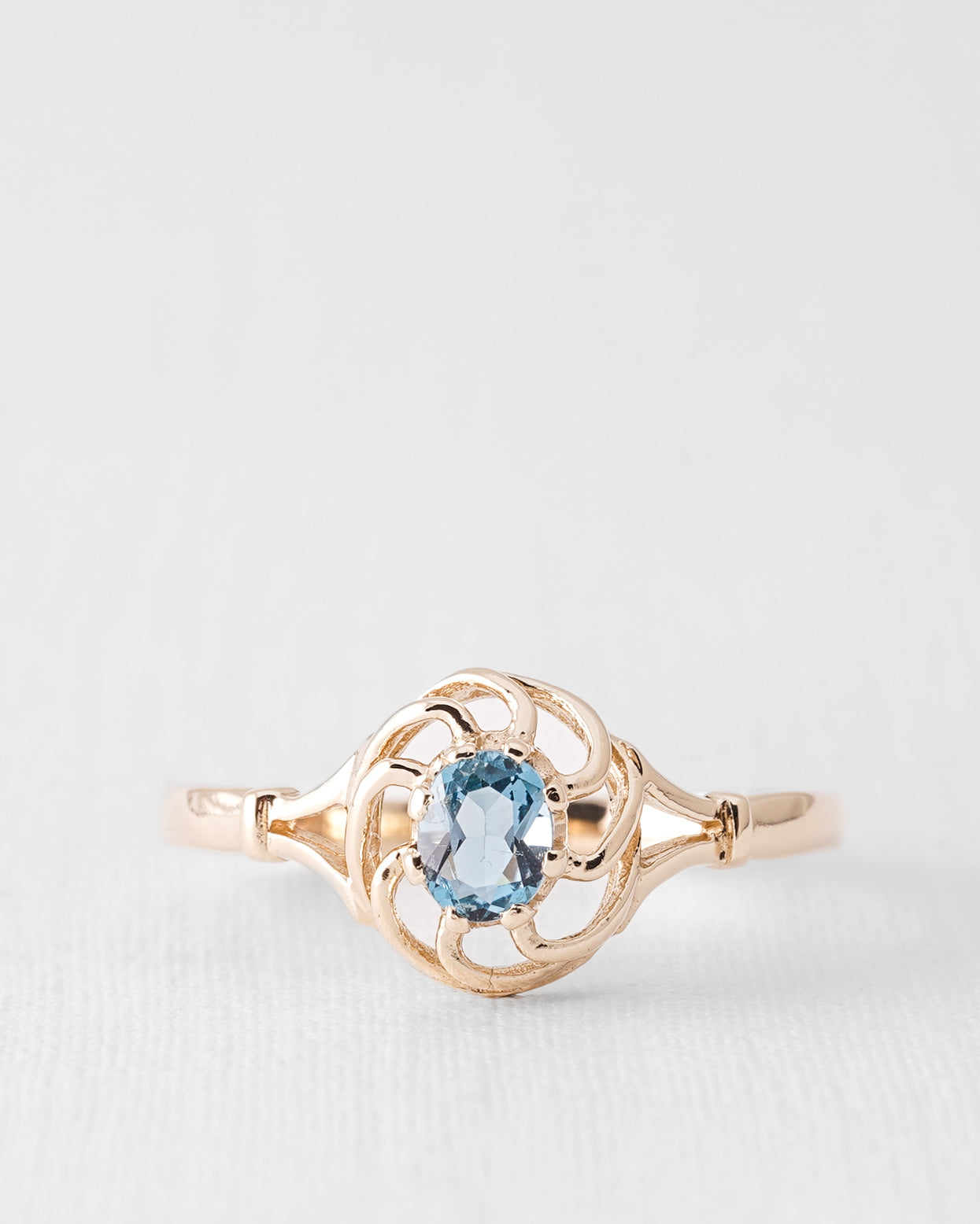 Ayseline | Vintage Blue Topaz Ring