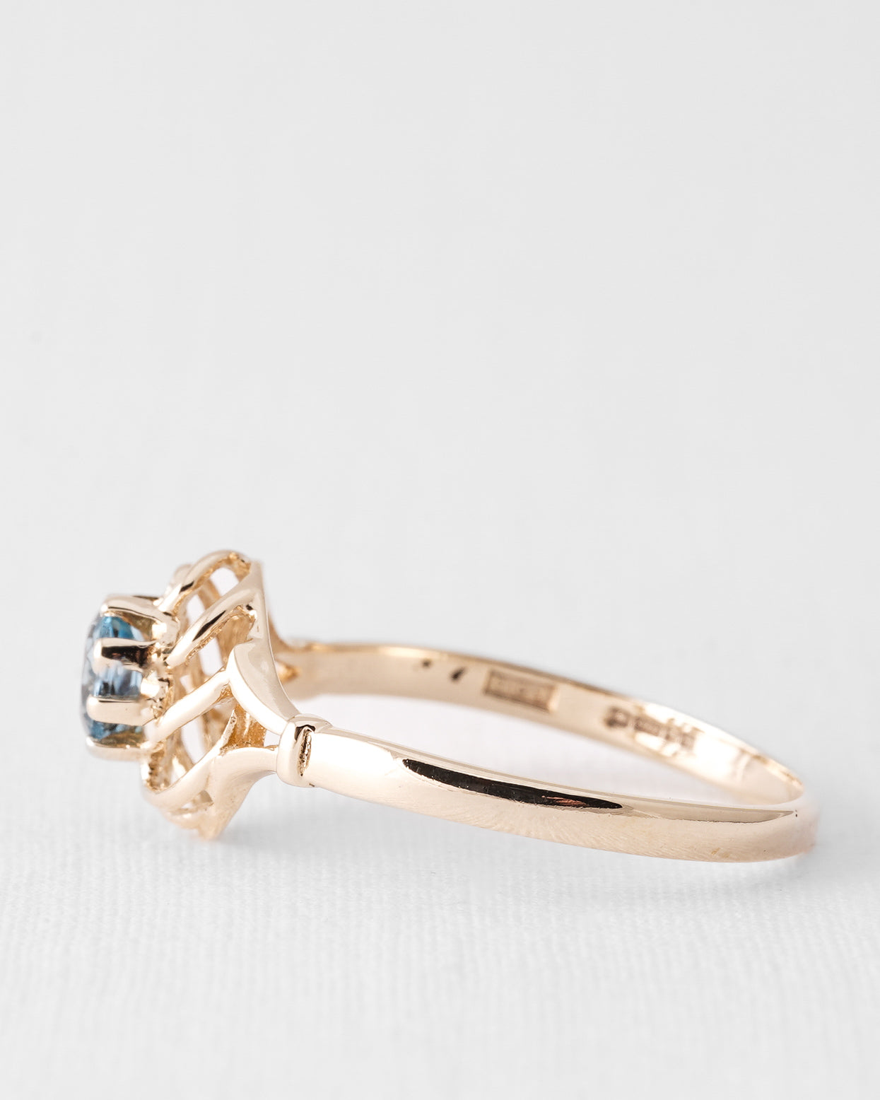 Ayseline | Vintage Blue Topaz Ring