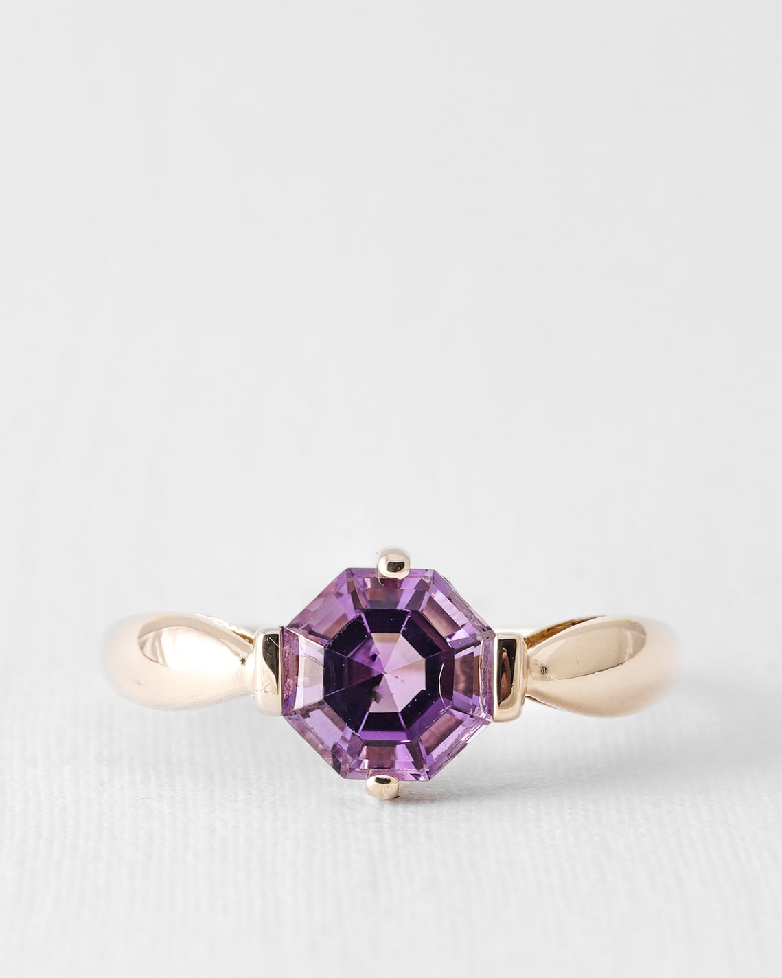 Ysolde | Vintage Amethyst Ring