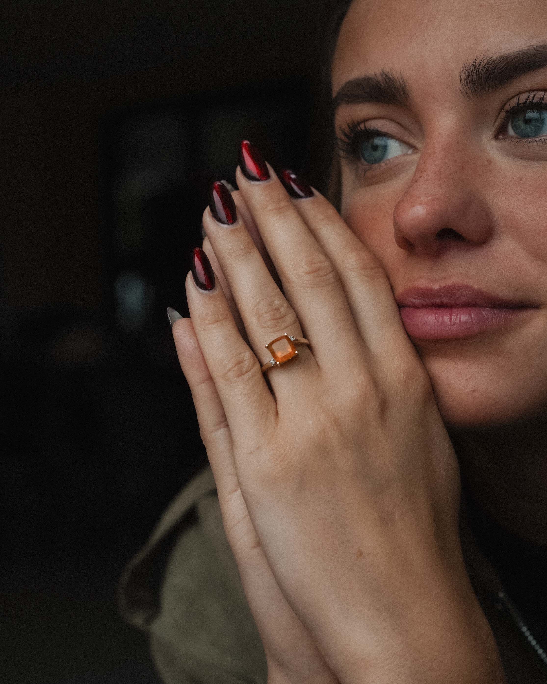 Fyrelis | Vintage Fire Opal Solitaire & White Sapphire Details Ring