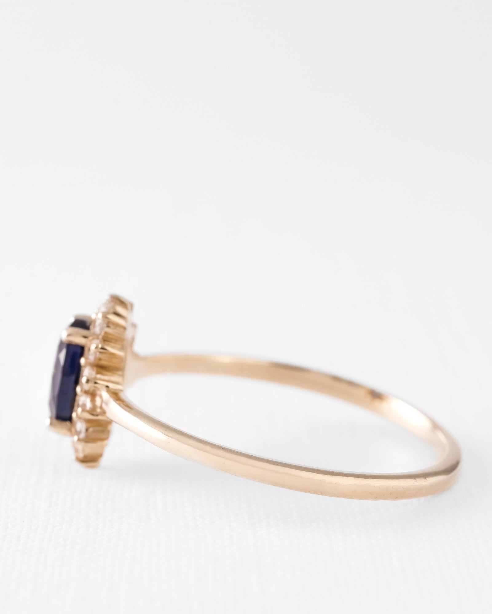 Livia | Saffier & Diamant Cluster Ring