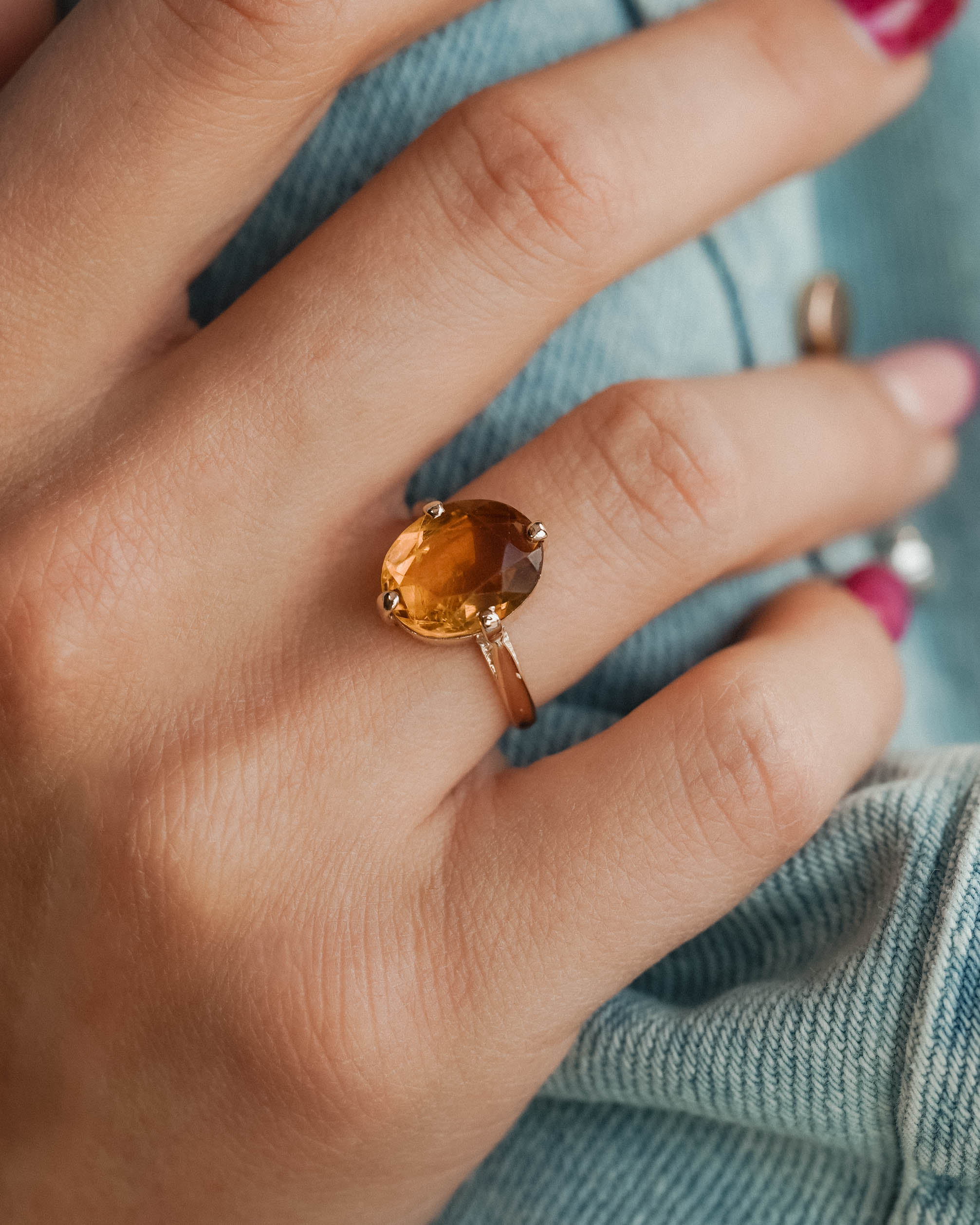 Serenella | Vintage Citrien Solitaire Ring