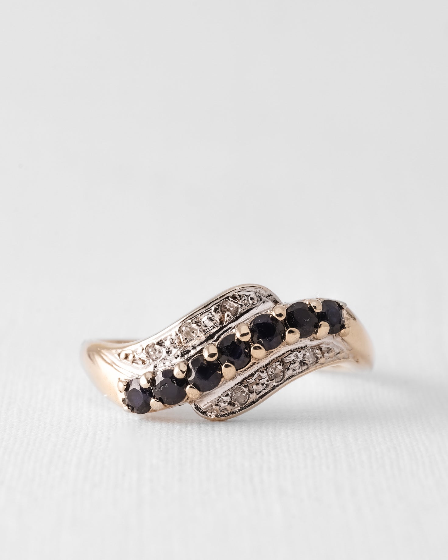 (05-03) Celestine | Vintage Saffier & Diamant Ring - Menina Amsterdam