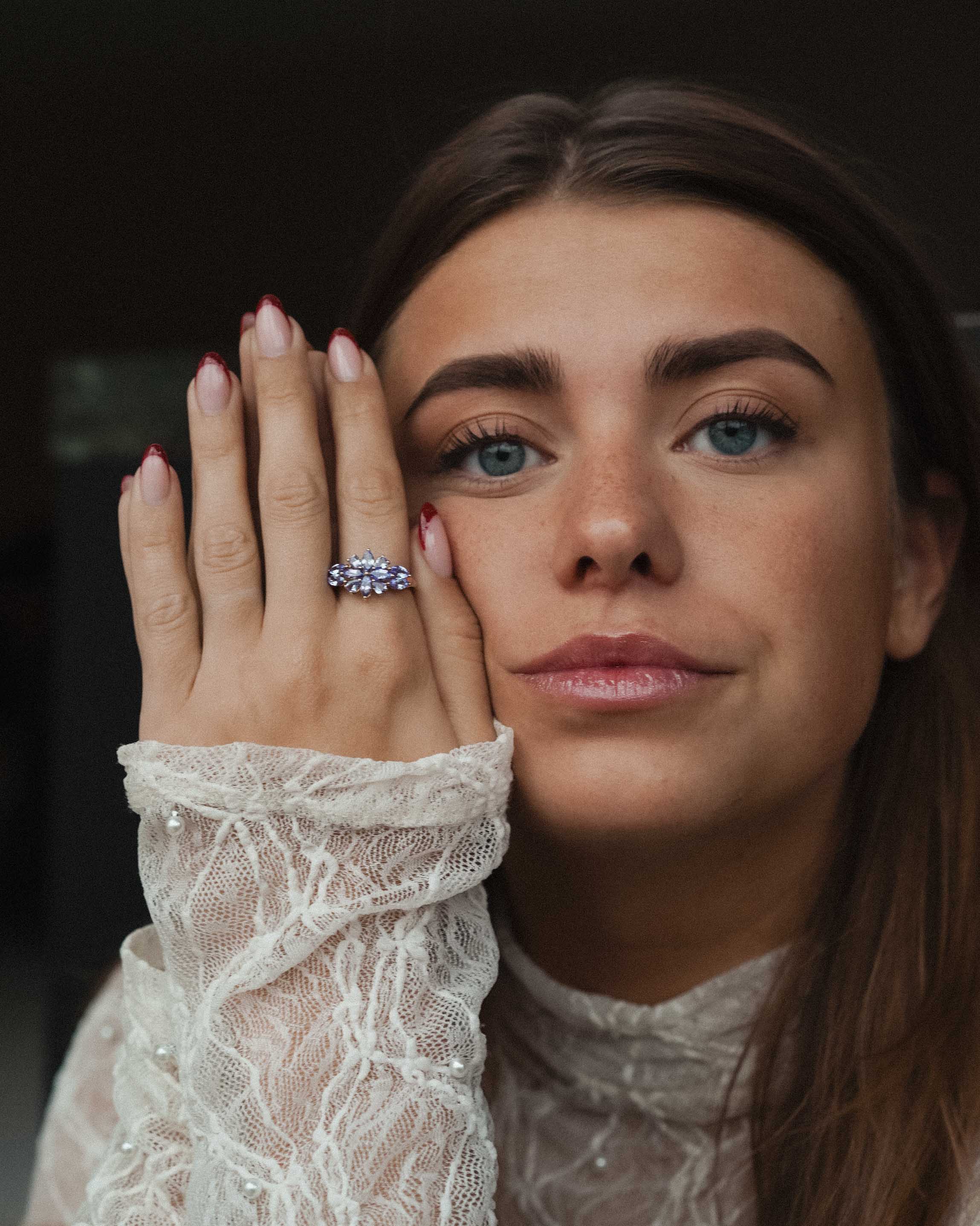 Zafrina | Vintage Tanzanite Cluster Ring