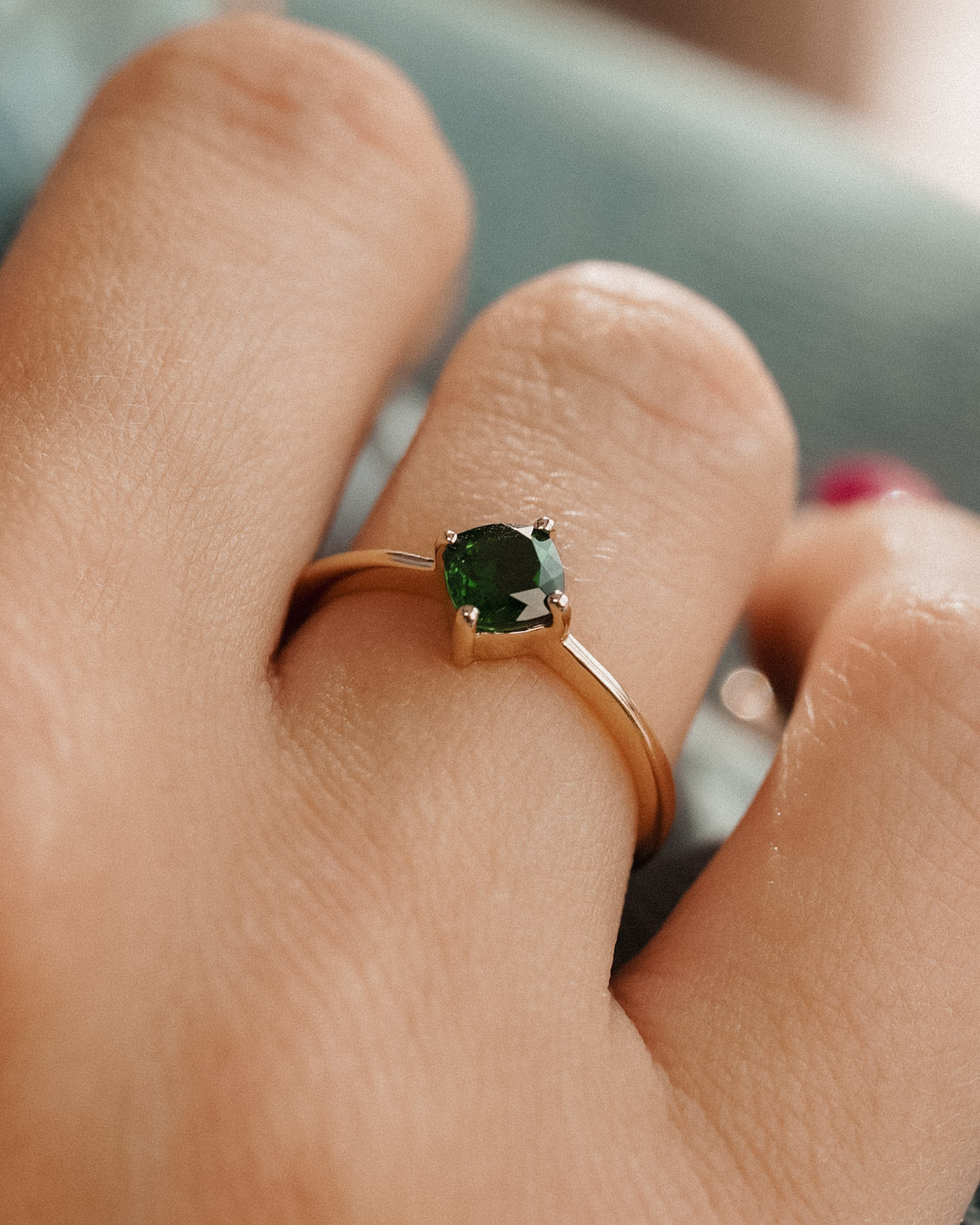 Maelys | Vintage Diopsiet Solitaire Ring