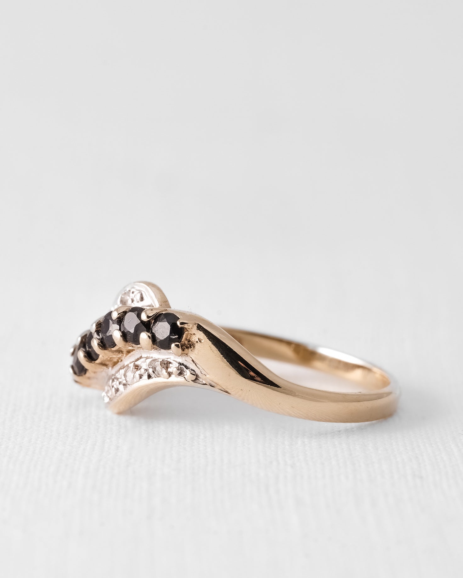 (05-03) Celestine | Vintage Saffier & Diamant Ring - Menina Amsterdam