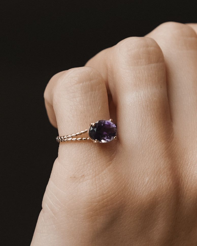 Ioly | Vintage Ioliet Solitaire Ring