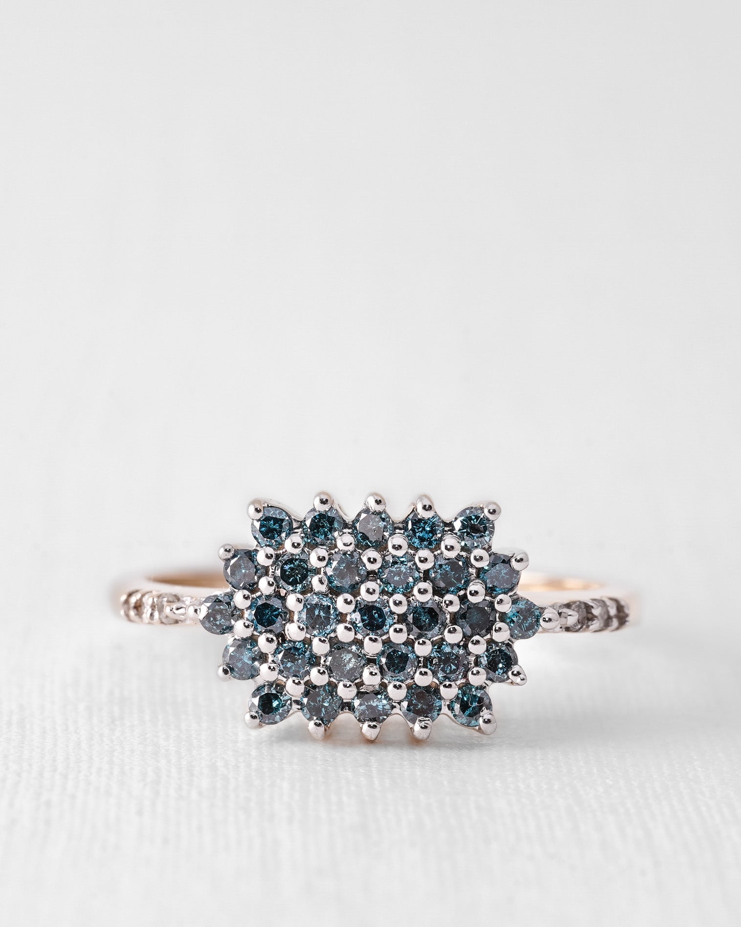 Myreth | Vintage Blauwe & Witte Diamant Cluster Ring
