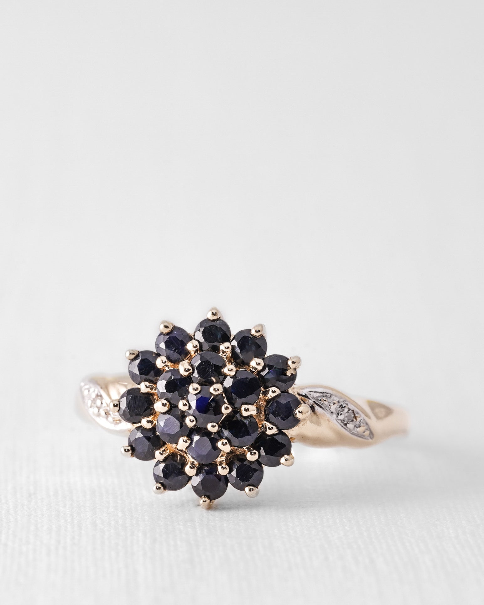Saelyra | Vintage Saffier & Diamant Cluster Ring