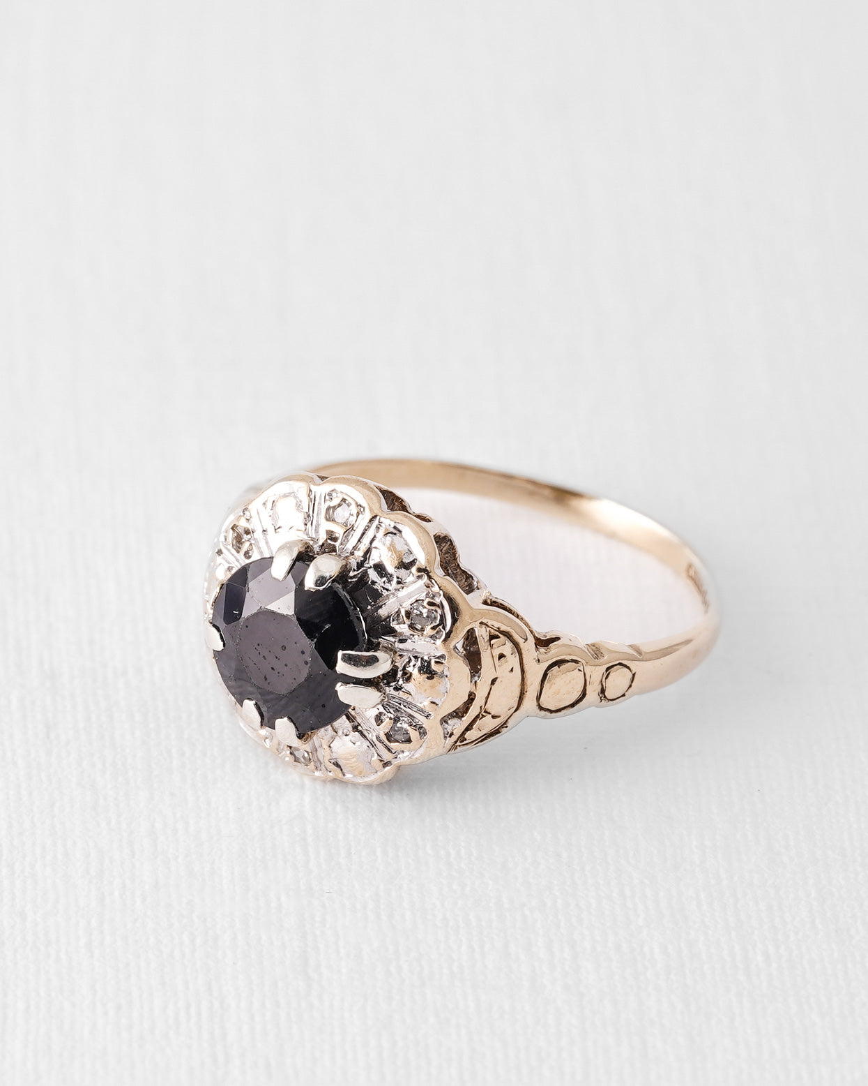Aradia | Vintage Sapphire and Diamond Cluster Ring