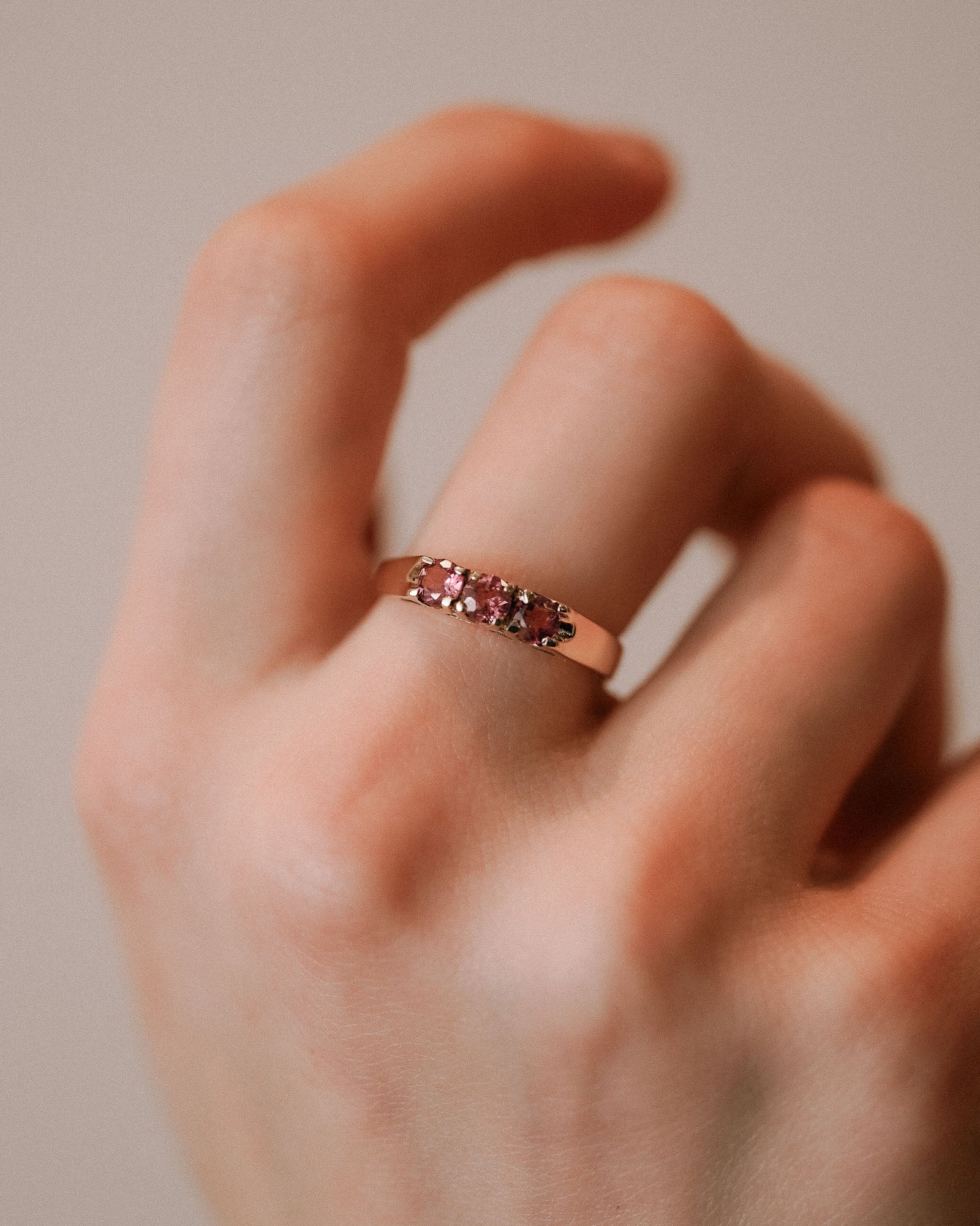 Nora  | Vintage Roze Topaas Driesteen