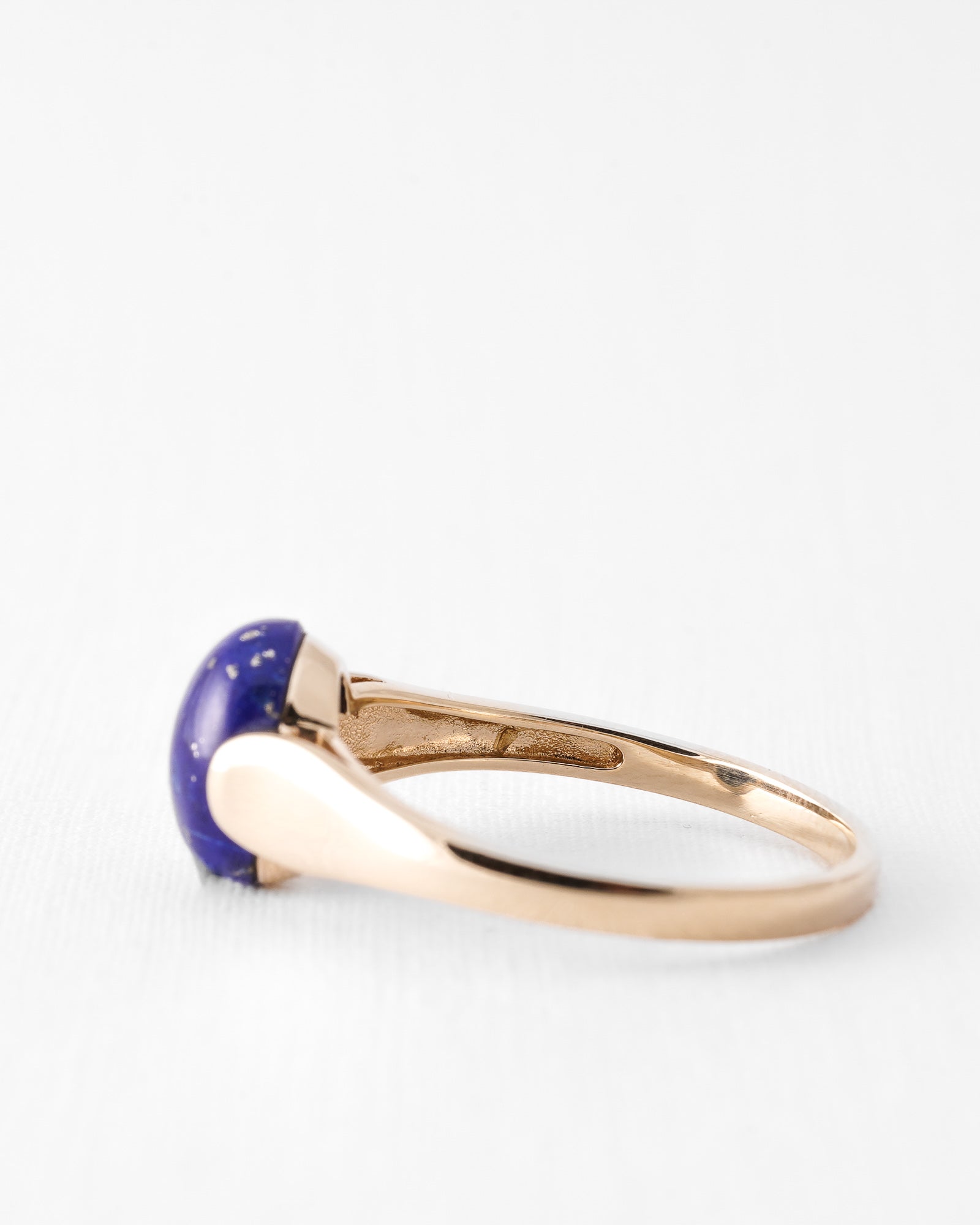 Louna | Vintage Lapis Lazuli Solitaire
