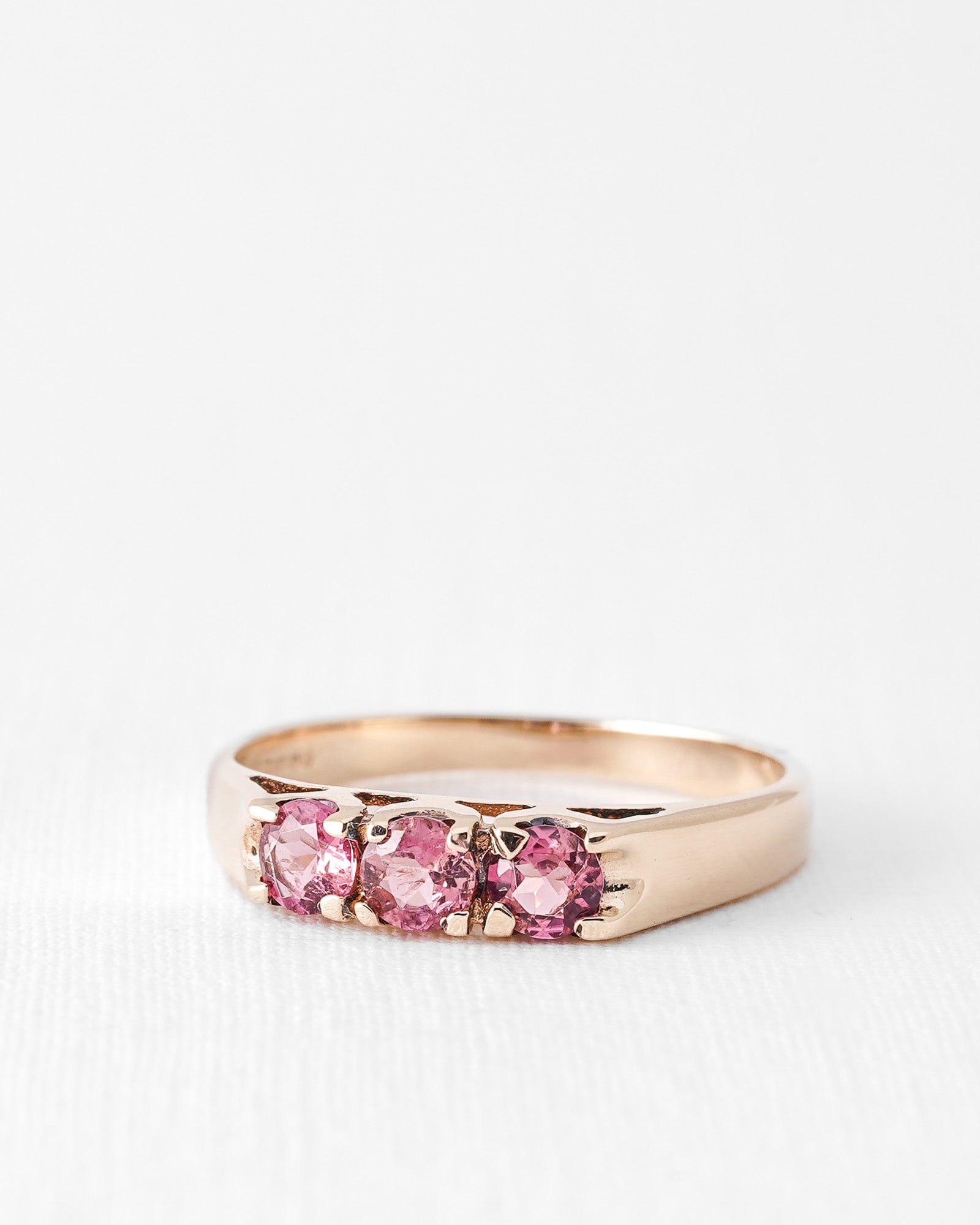 Nora  | Vintage Roze Topaas Driesteen