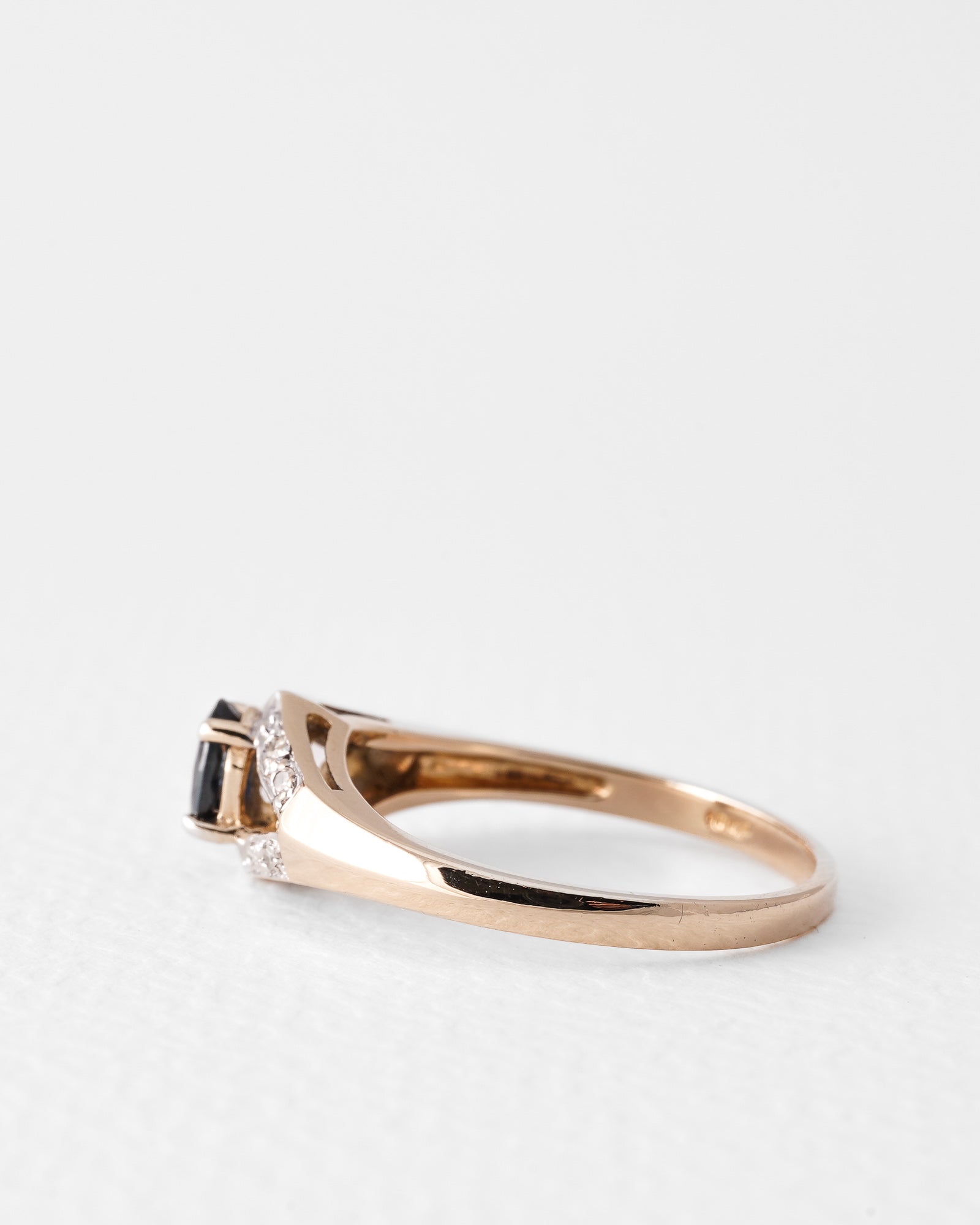 Liorah | Vintage Saffier & Diamant Ring