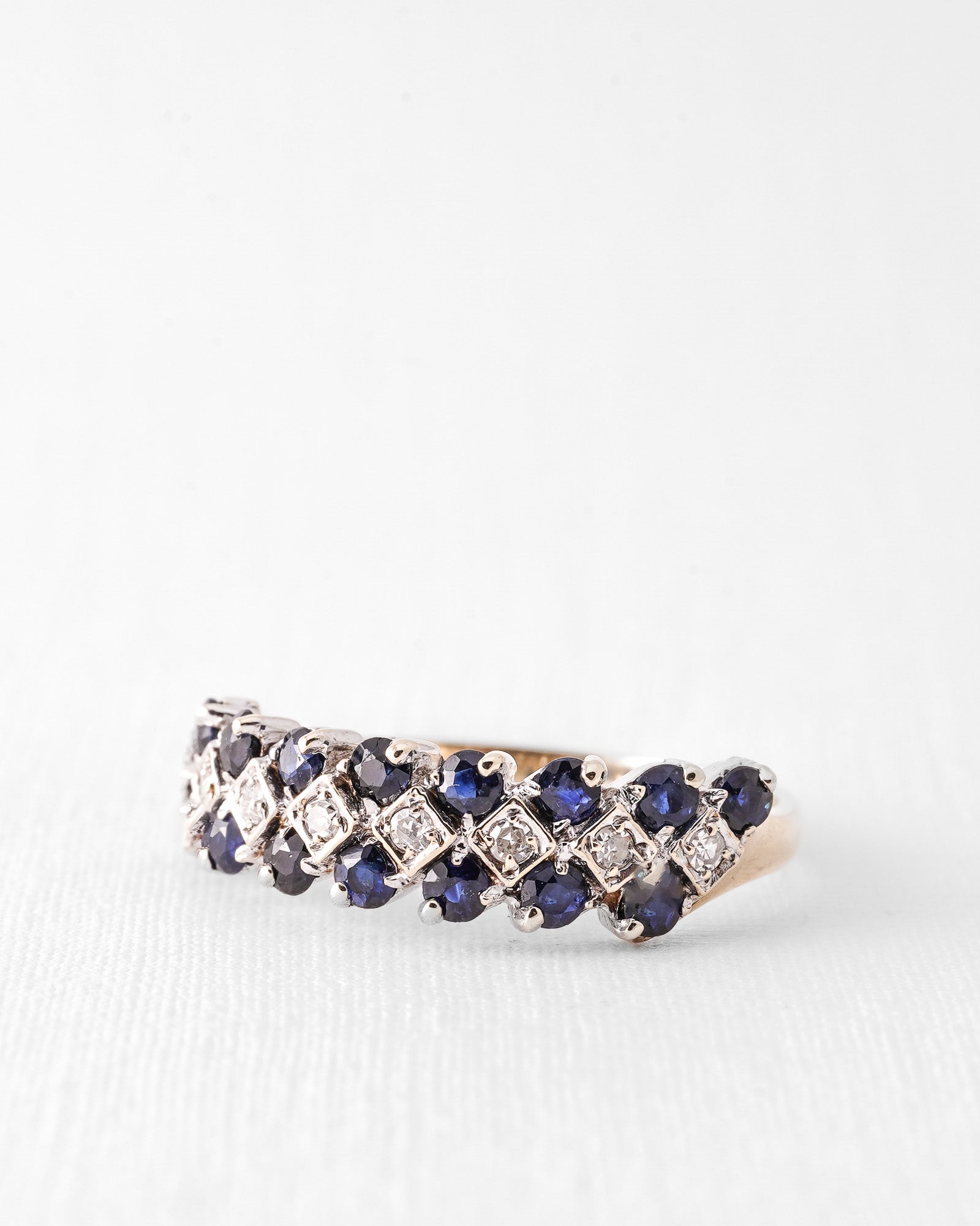 Anouk | Vintage Saffier & Diamant Halve Eternity