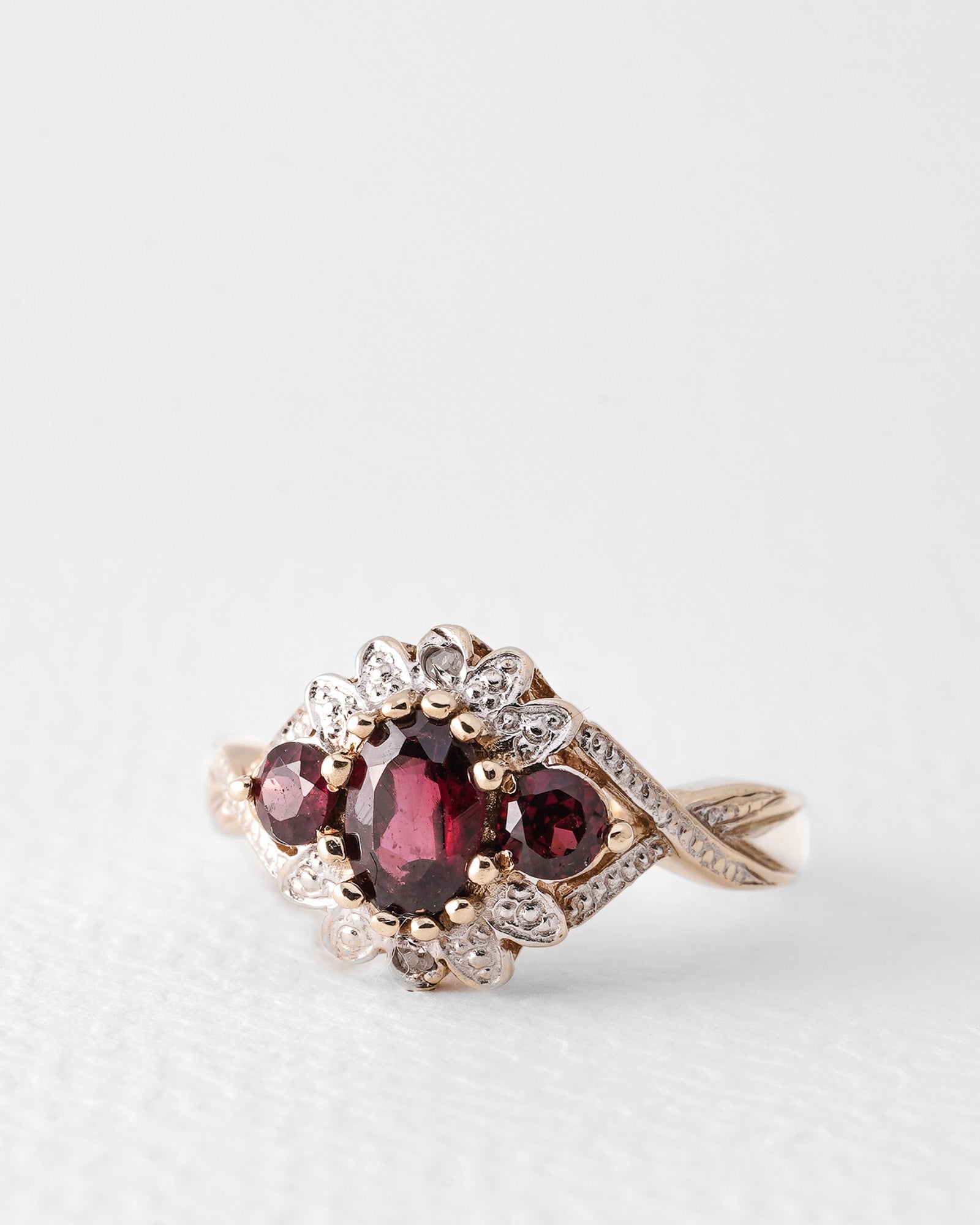 Romée | Vintage Granaat & Diamant Cluster