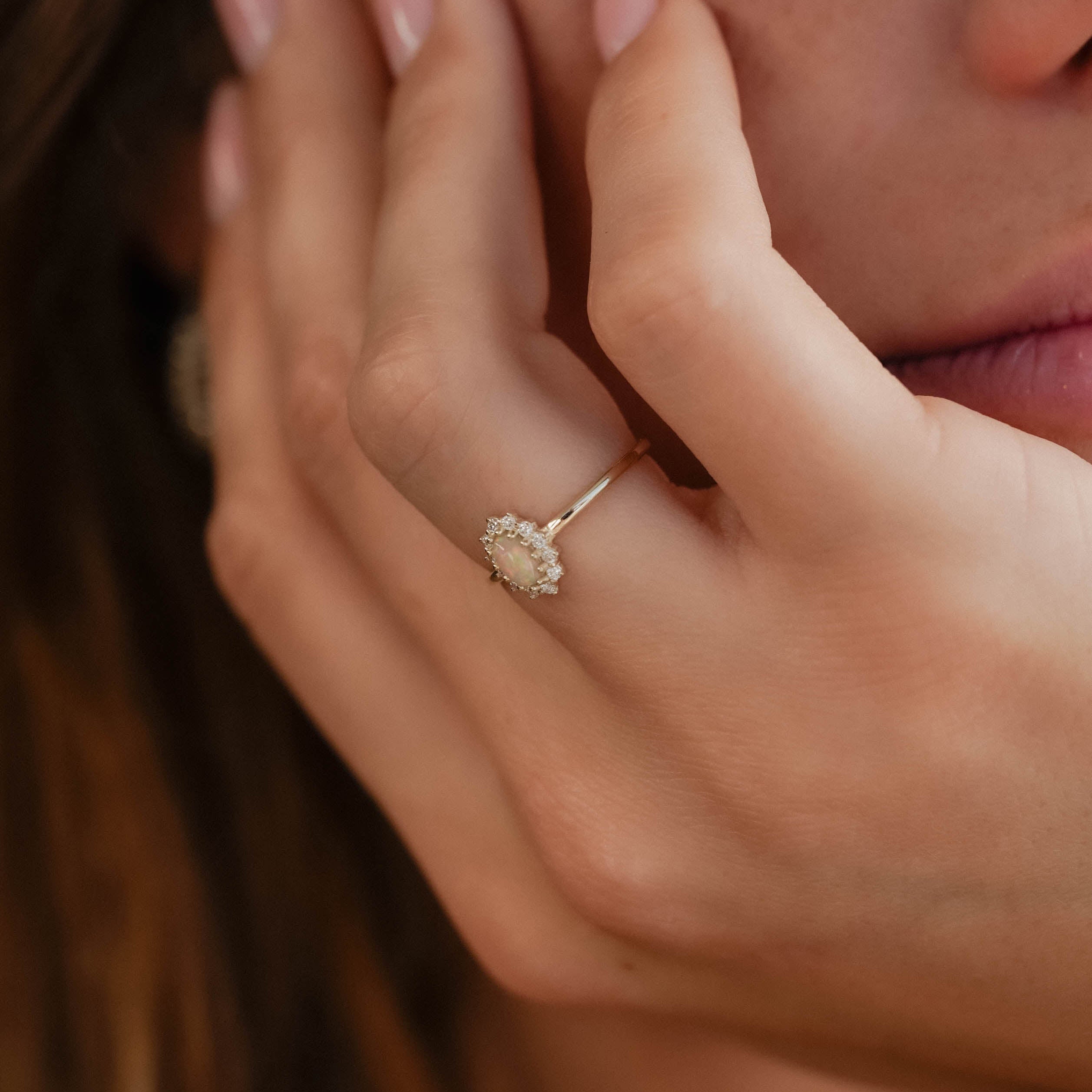 Chloe | Opaal & Diamant Cluster Ring - Menina Amsterdam