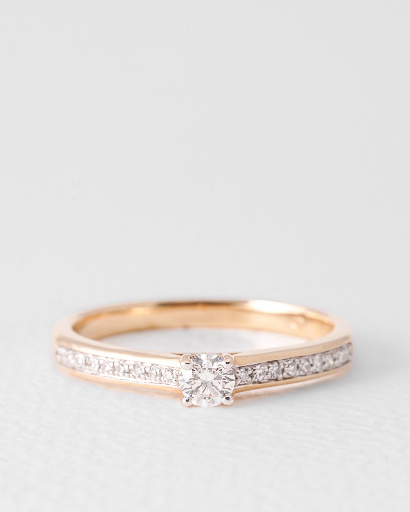 Agnes | 14K Geel Goud Briljant (0.3ct) Ring