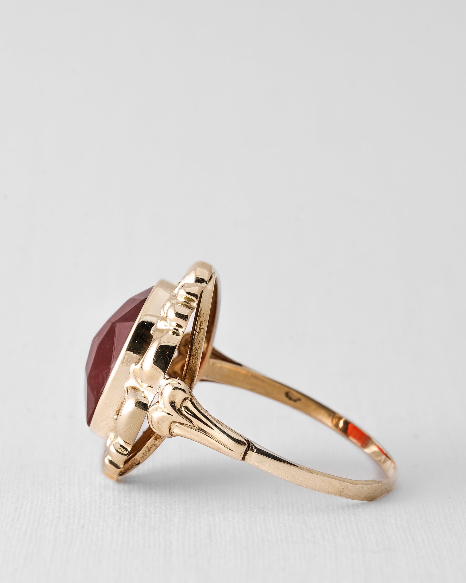 Aven | 14K Granaat Statement Ring