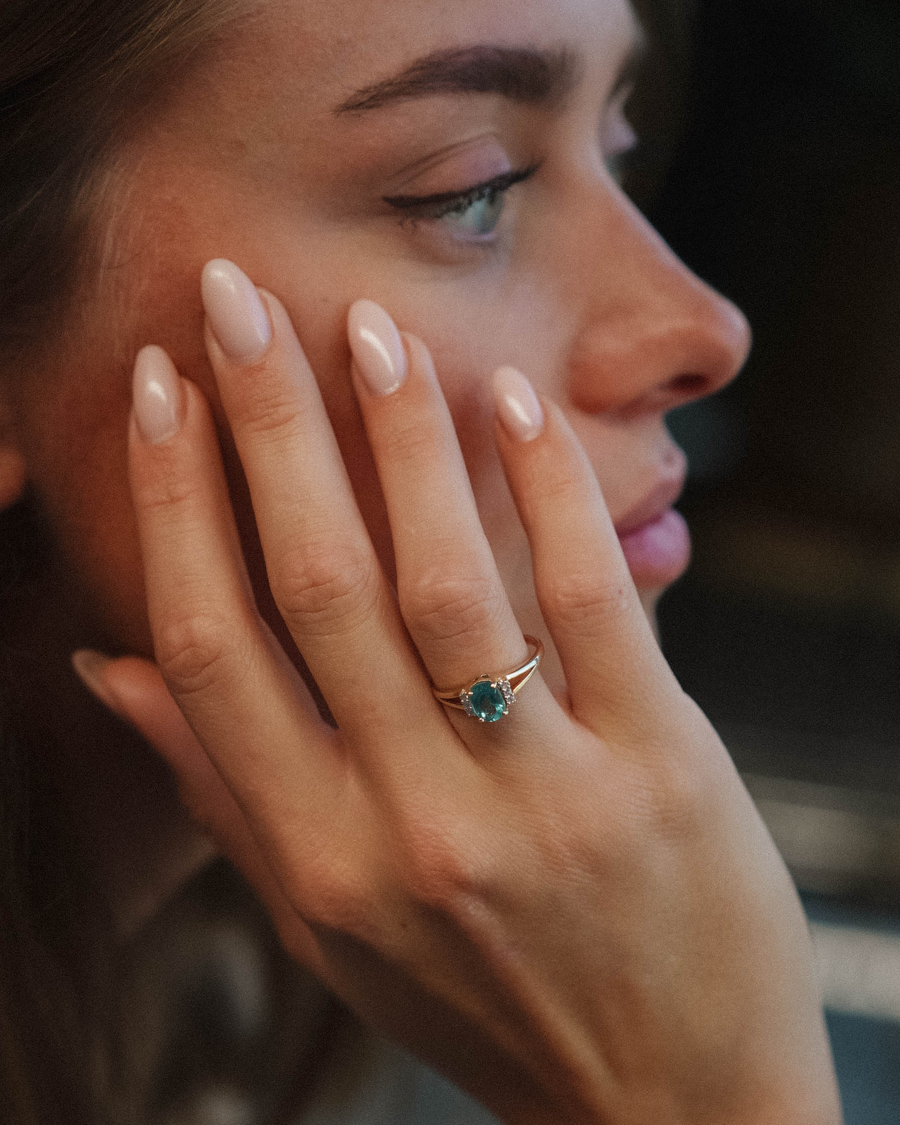 Alaris | Vintage Blauw Kwarts Solitair & Diamant Details Ring