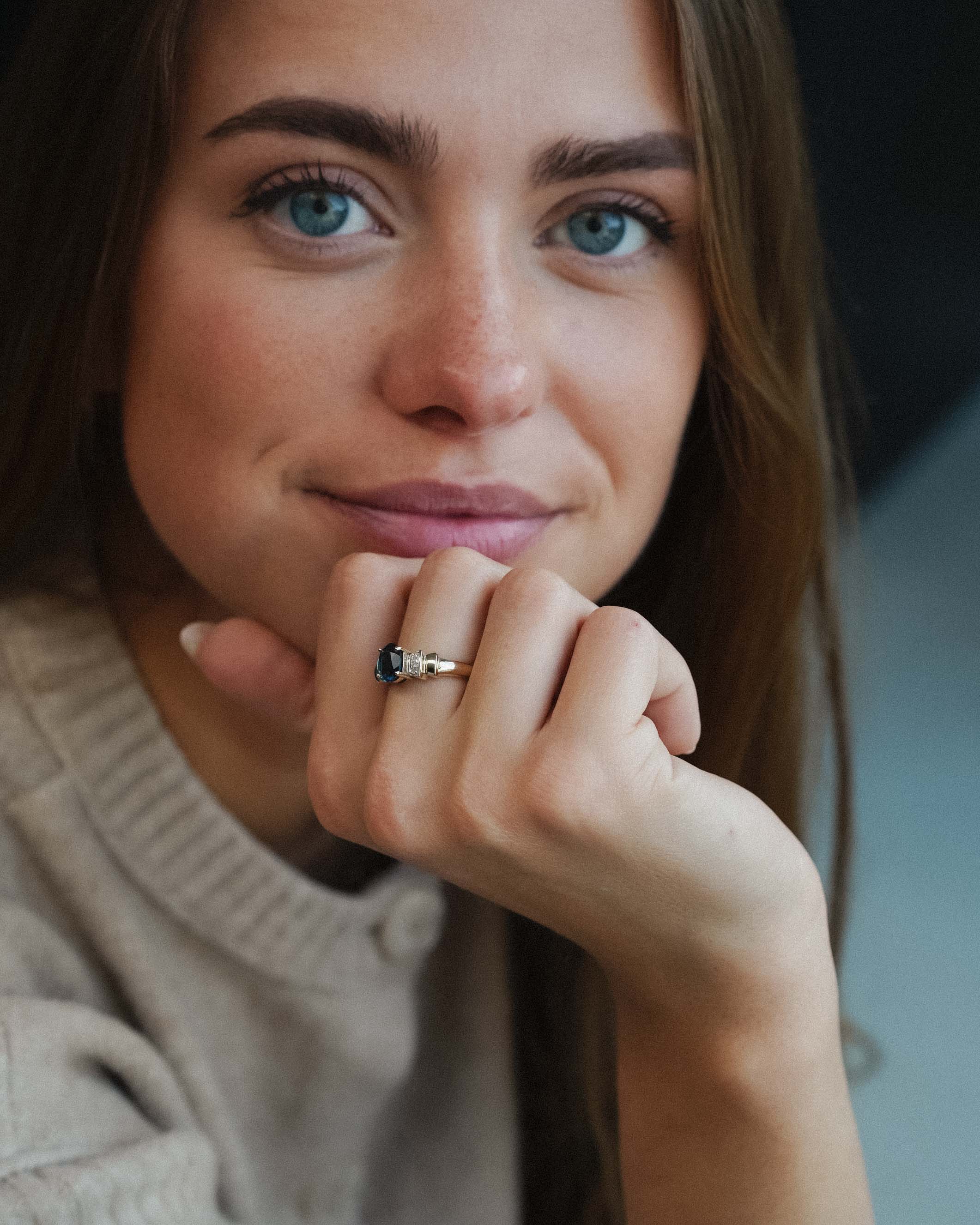 Verella | Vintage Topaas Solitair en Diamant Details Ring