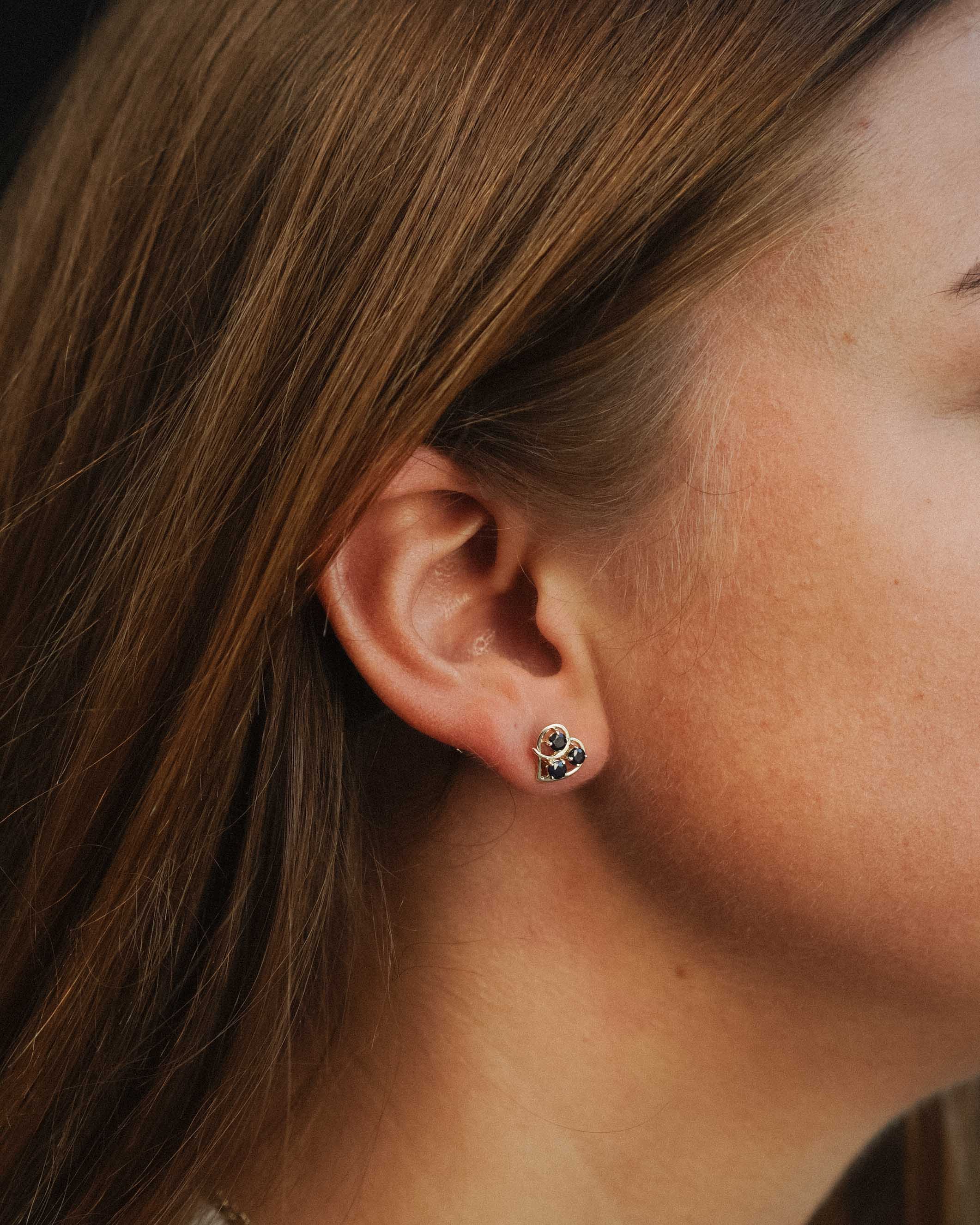 Sara | Vintage Saffier Hart Oorbellen