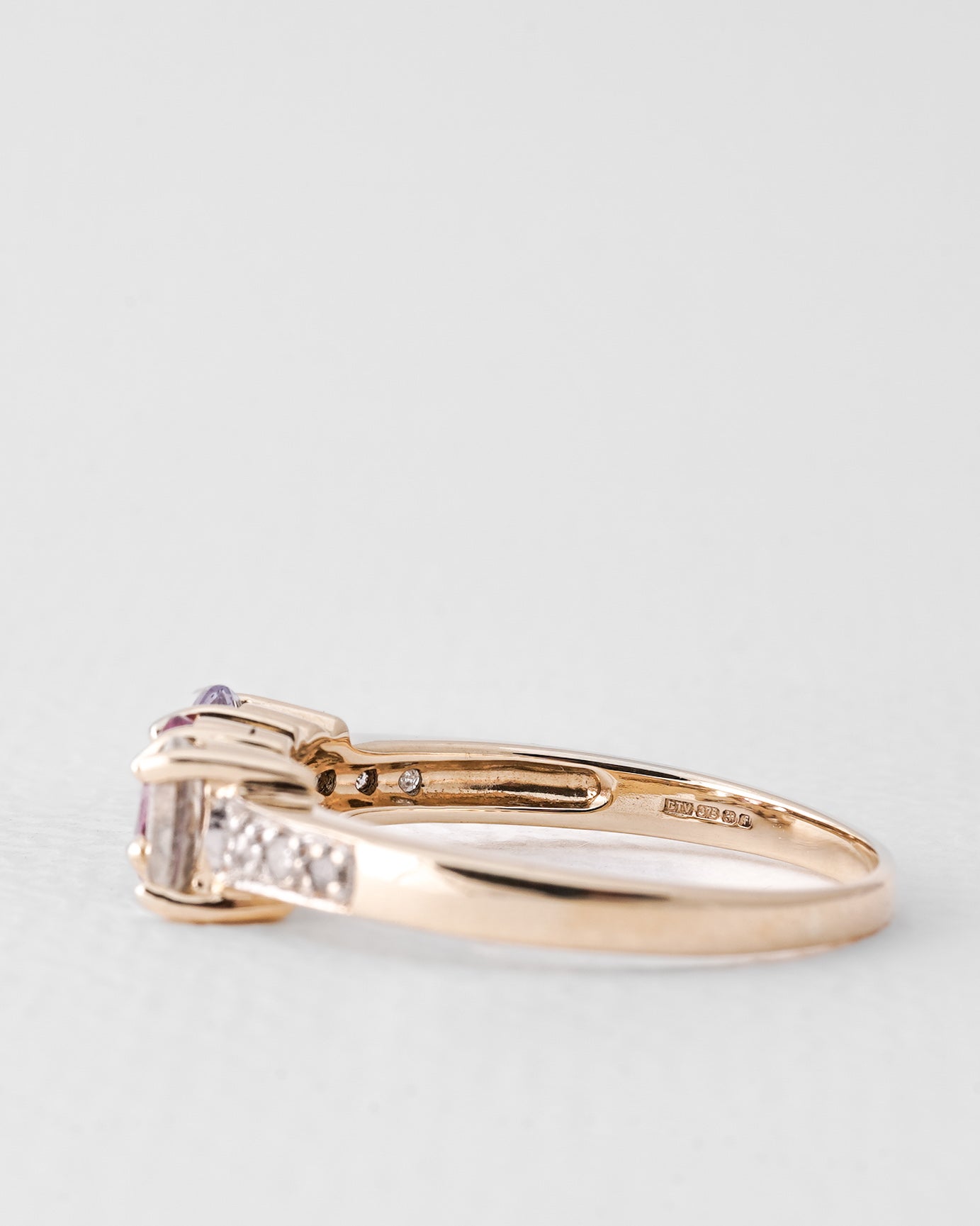 Mathilde | Vintage Meerkleurig Saffier & Diamant Driesteen Ring