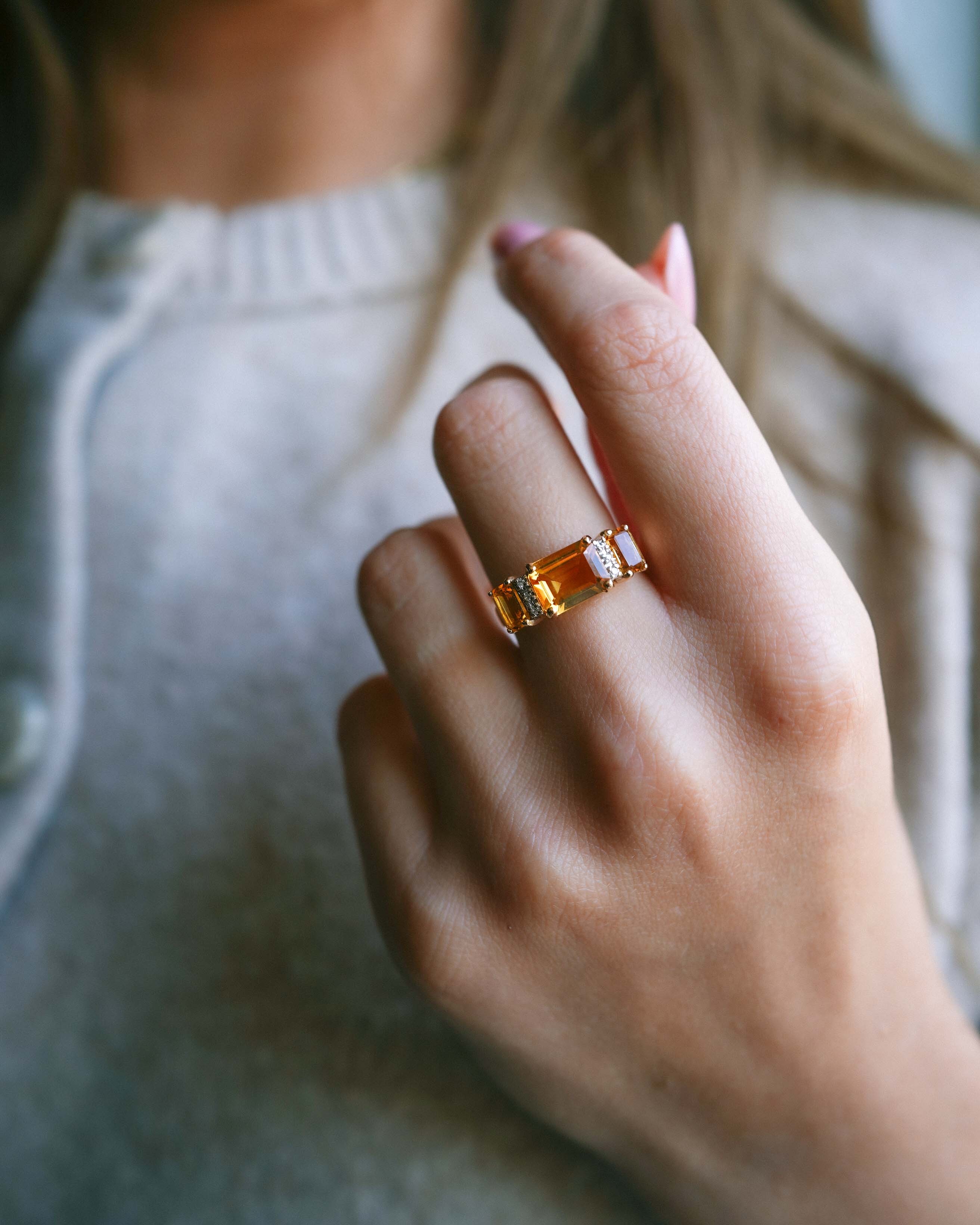 Solara | Vintage Citrien Driesteens & Diamant Details Ring
