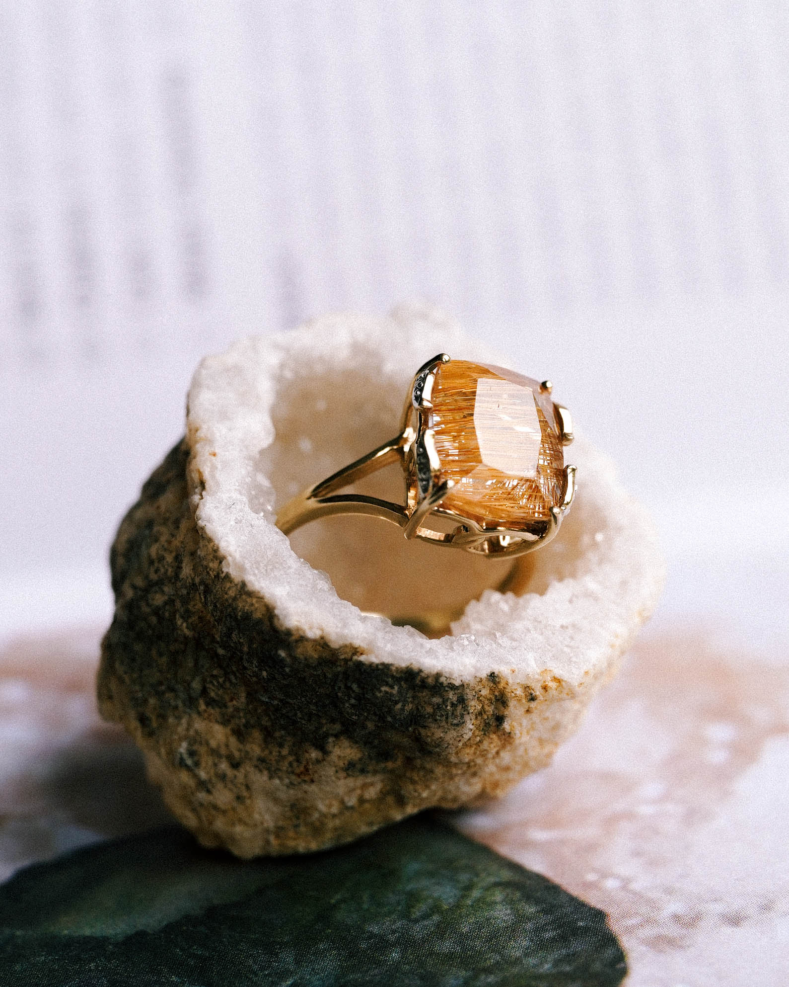 Ariadne | Vintage Rutielkwarts & Diamant Ring