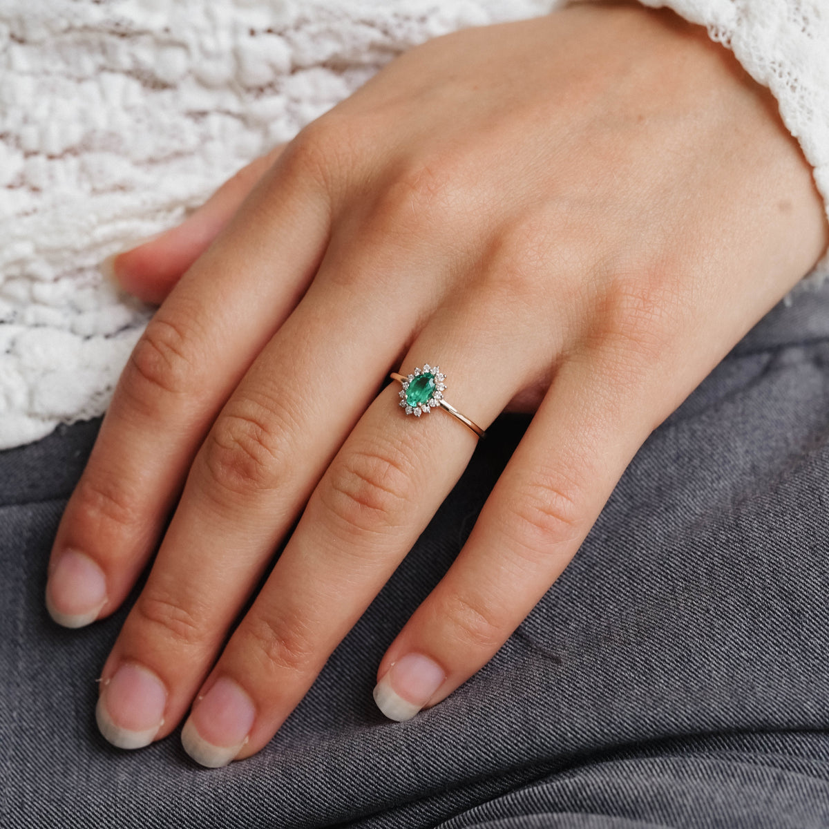 Holly | Columbiaans Smaragd & Diamant Ring - Menina Amsterdam