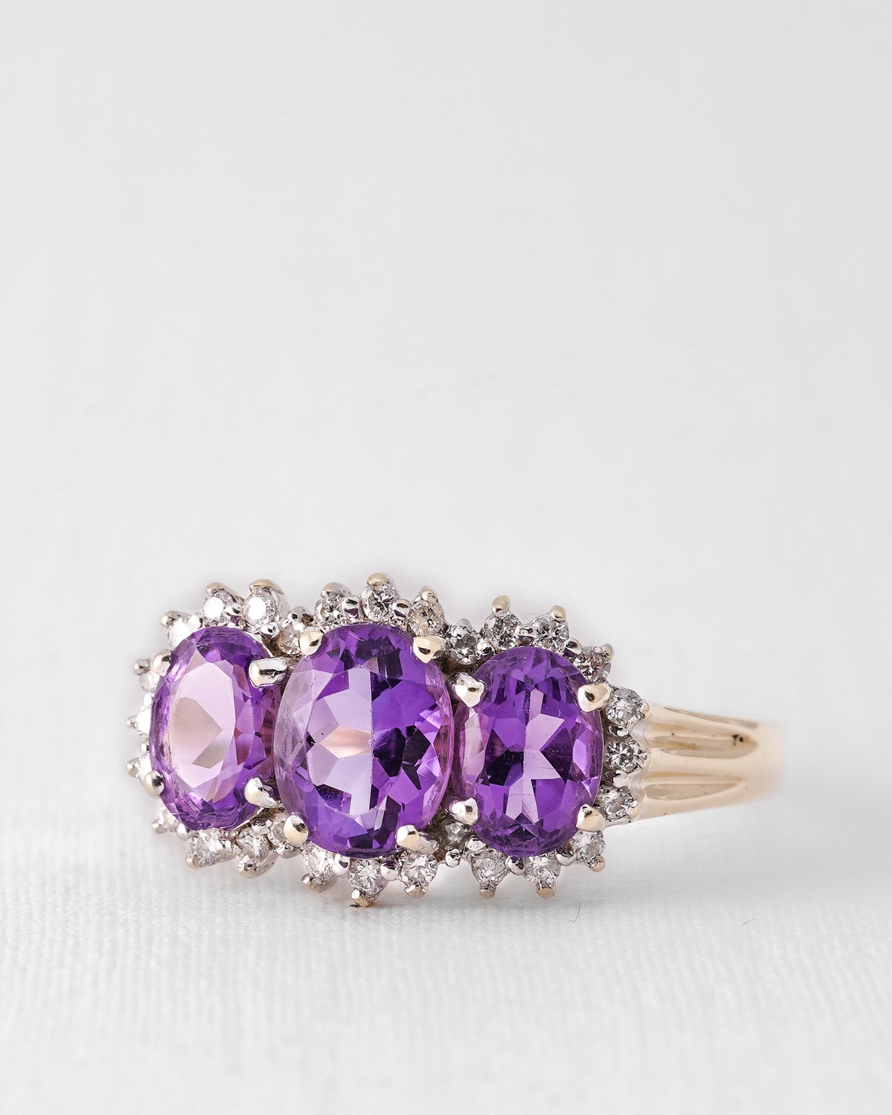 Evelora | Vintage Amethist en Diamant Driesteen Ring