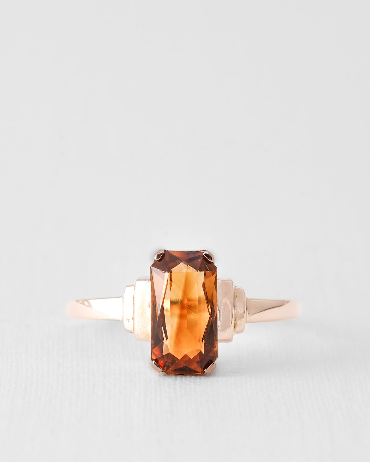 Eliane | Vintage Citrine Solitaire Ring - Menina Amsterdam