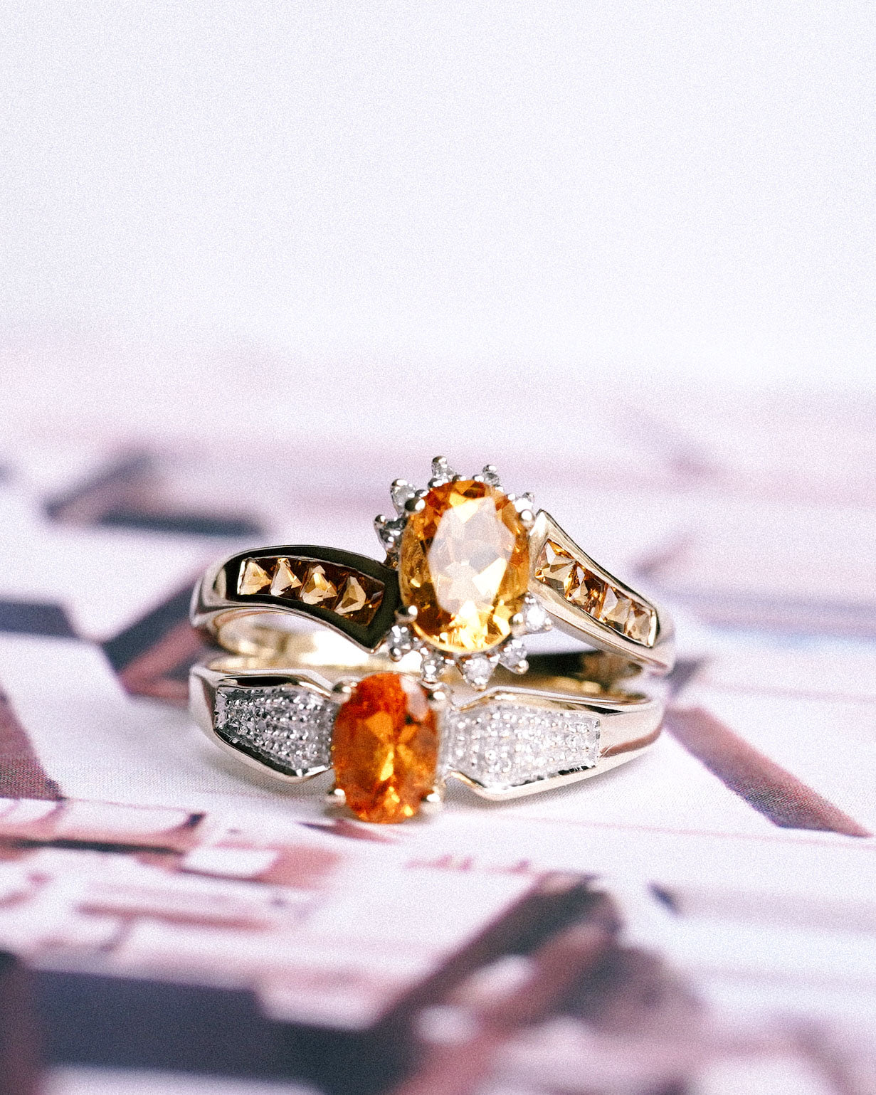 Selina | Vintage Mandarijn Granaat & Diamant Solitaire Ring