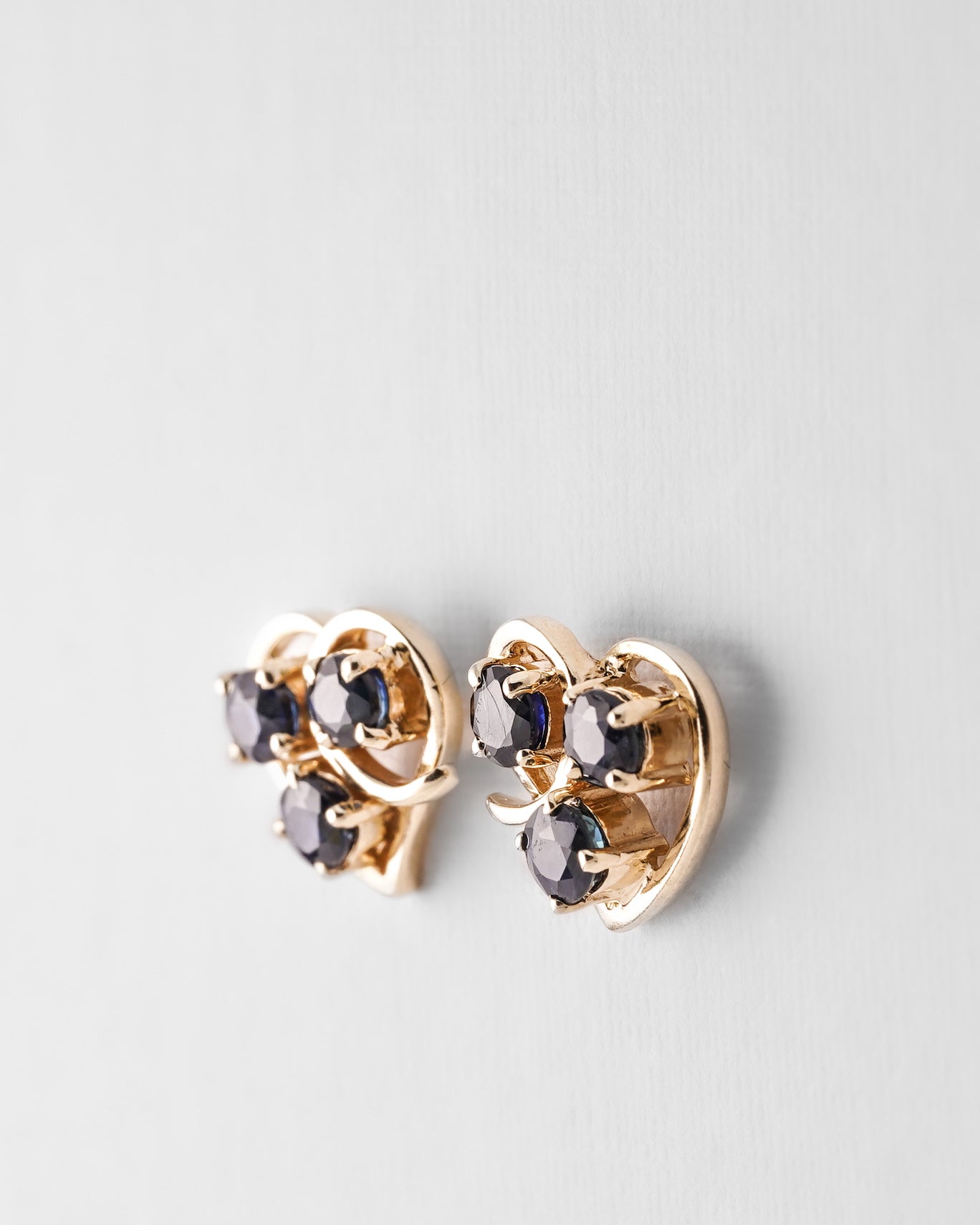 Sara | Vintage Saffier Hart Oorbellen