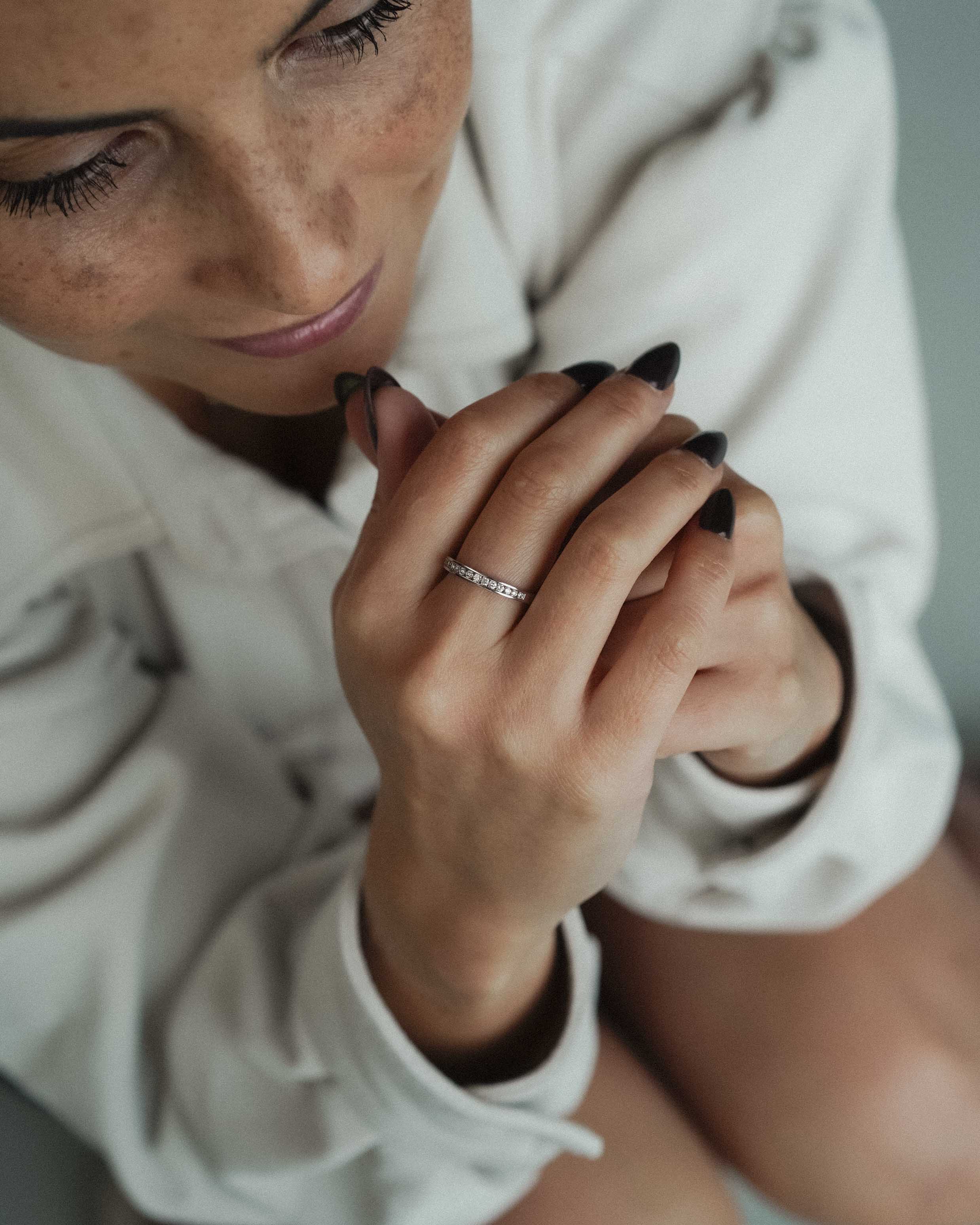 Lirie | 14K Briljant (0.25ct) Band Ring