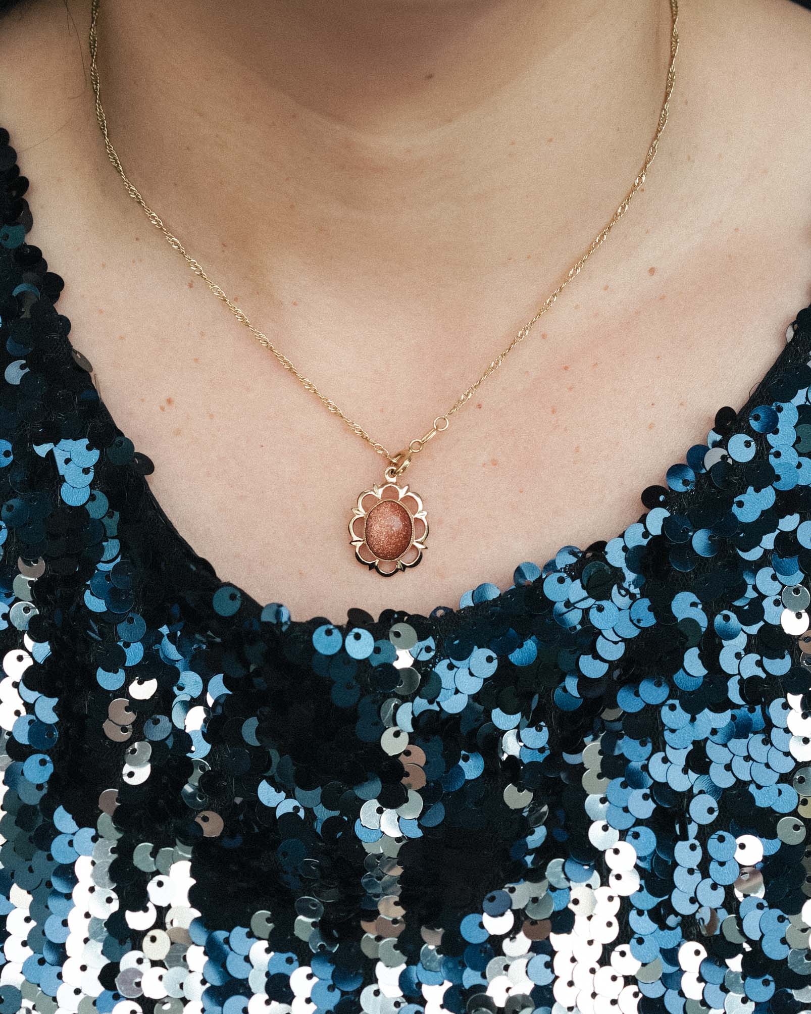 Lorayne | Vintage Goudsteen Hanger