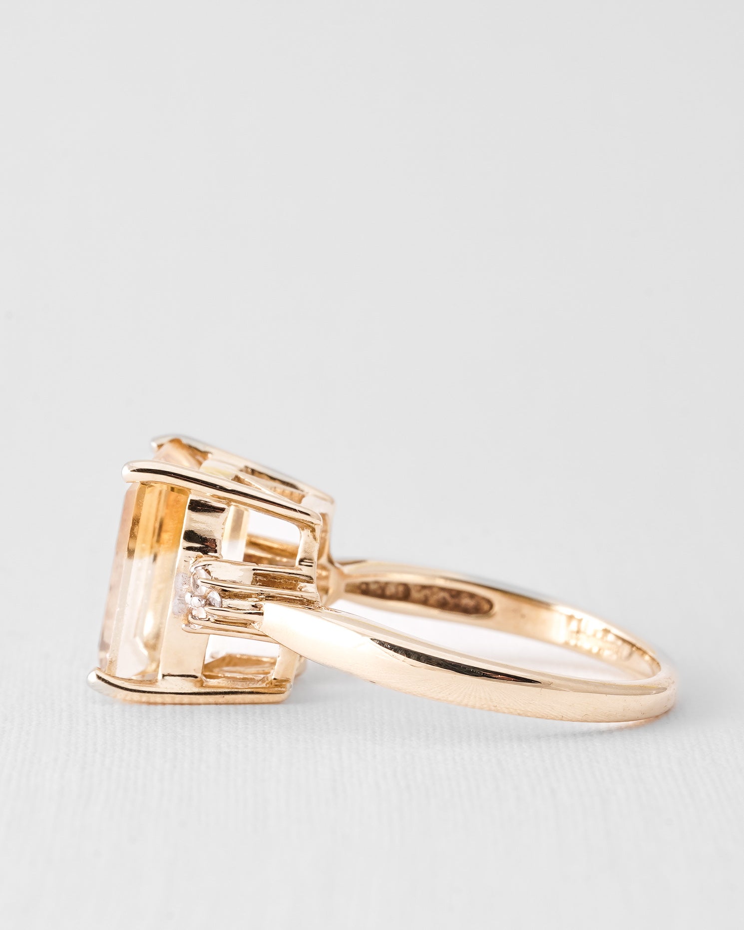 Elira | Vintage Bi-Colour Kwarts & Witte Saffier Ring