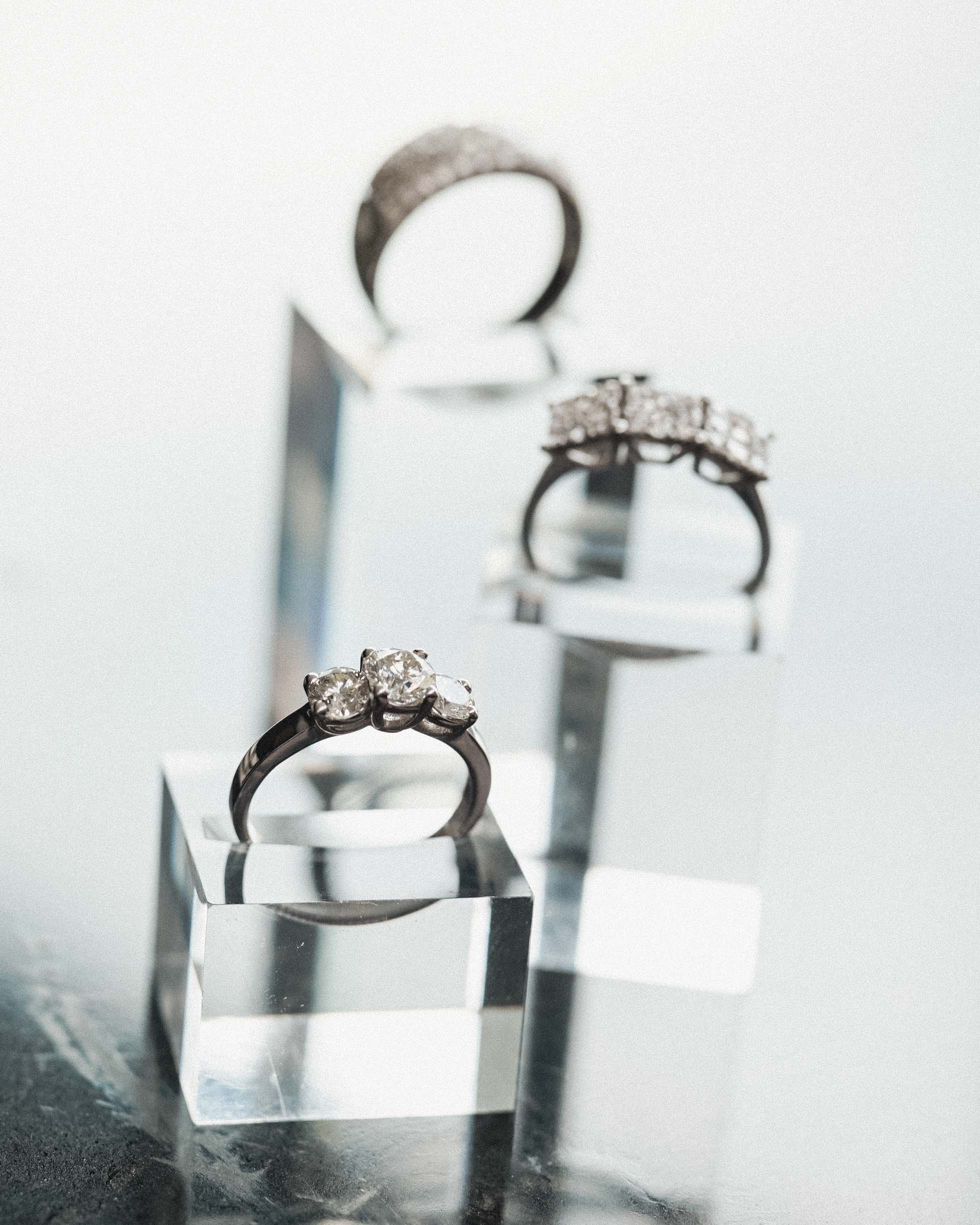 Yarina | 18K Witgoud & Diamant (3.3ct) Brilliant Cut Ring