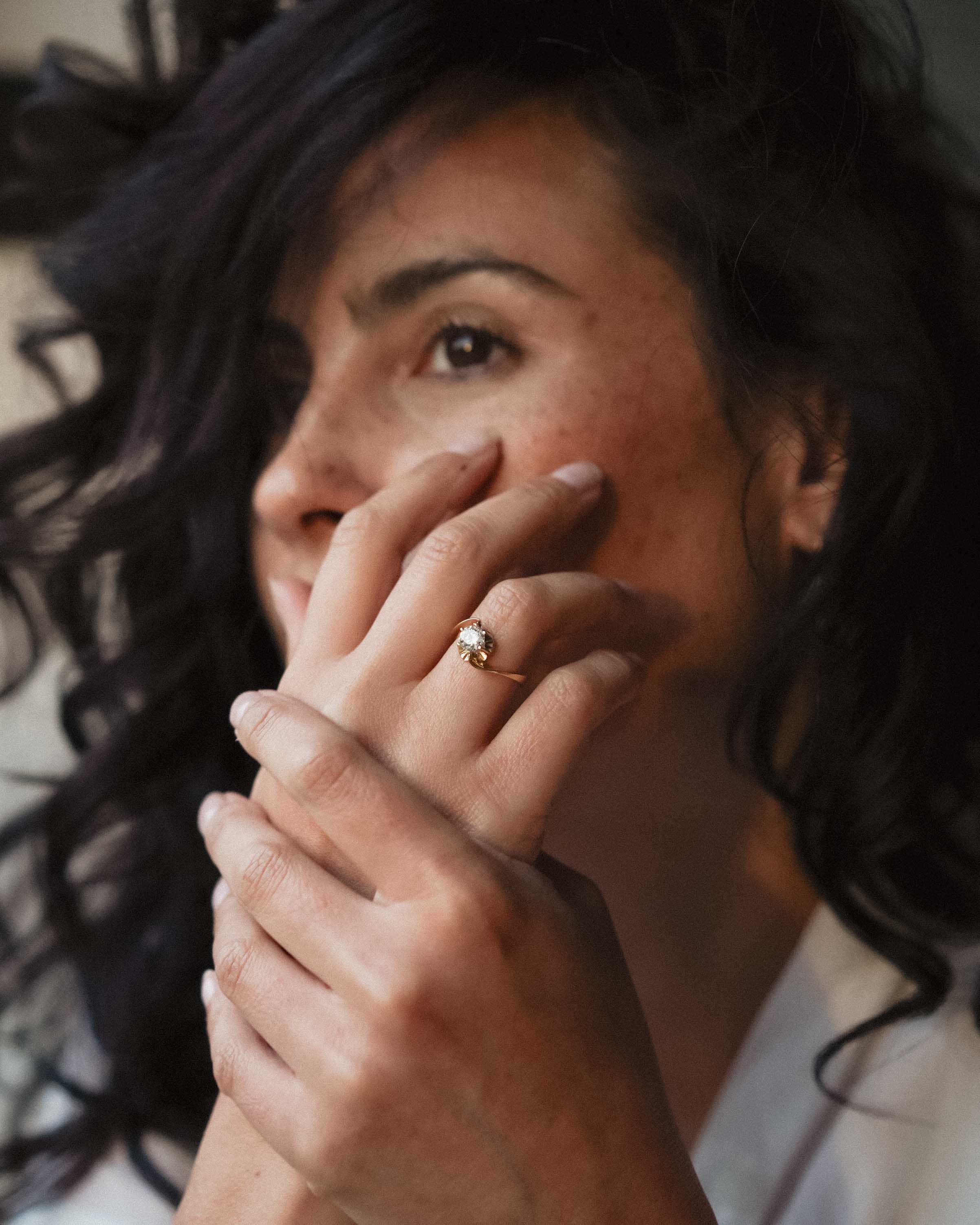 Genevieve | 14K Geel Goud Briljant (0.8ct) Solitair Twist Ring