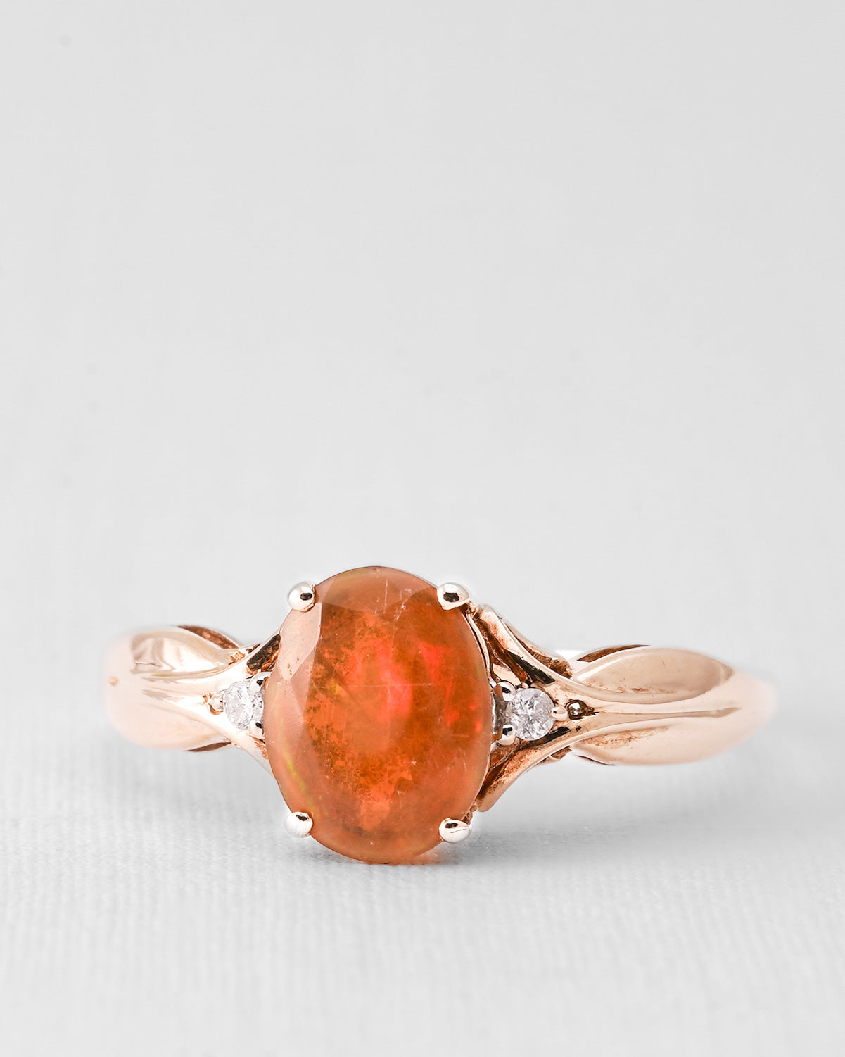 Fiora | Vintage Opaal & Diamant Driesteen Ring